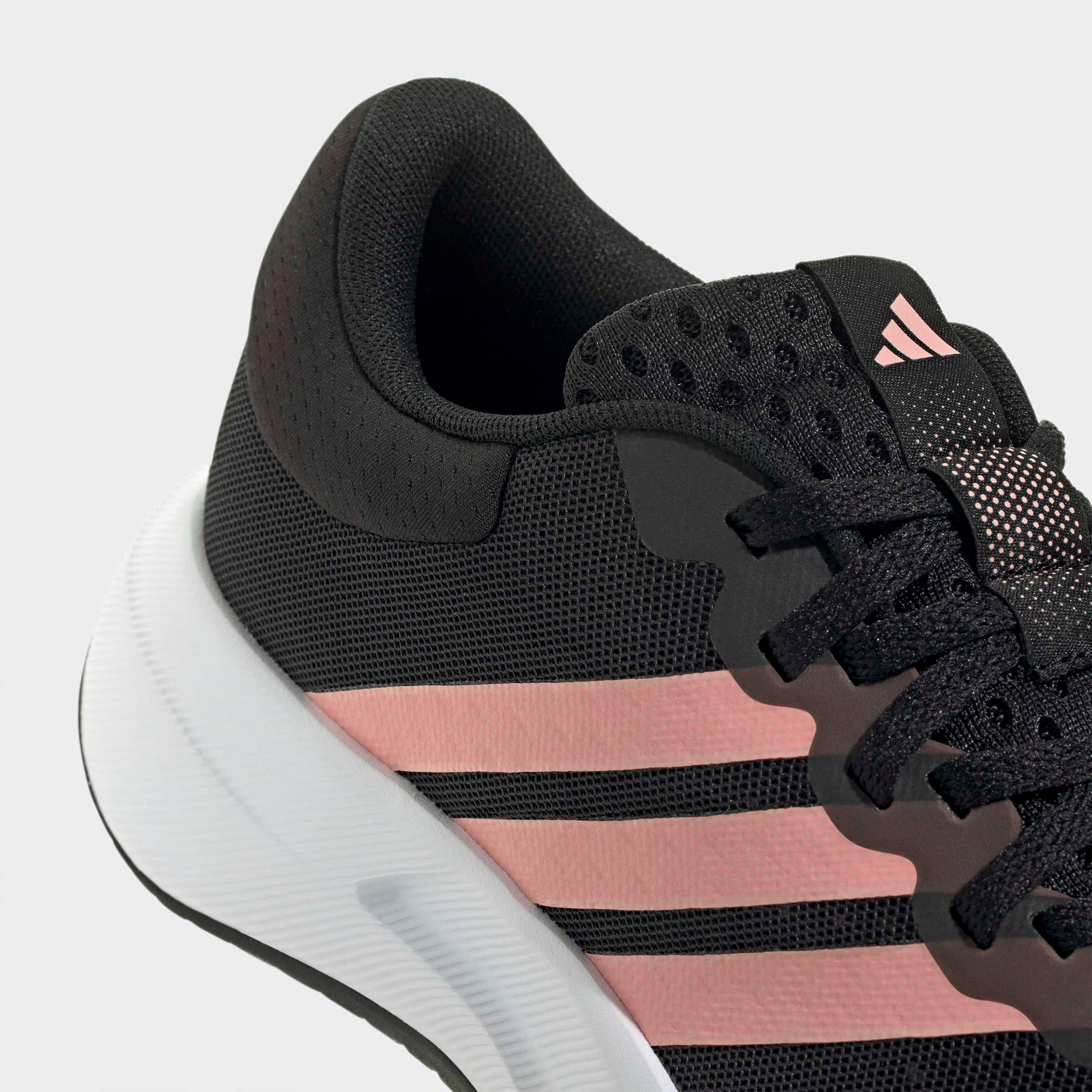 حذاء رياضي برباط إغلاق تريد موف للنساء من أديداس-sports-women-shoes-image-6