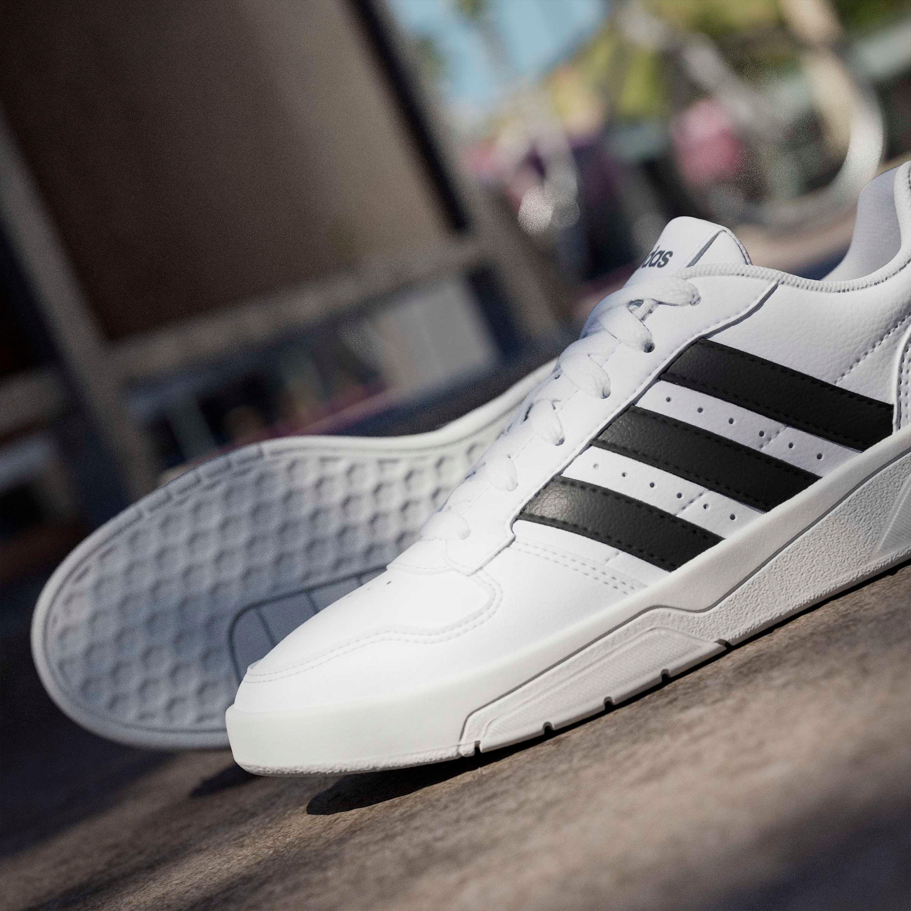 حذاء سنيكرز كاحل مخطط برباط كورتويف للنساء من أديداس-women-shoes-sneakers-image-13
