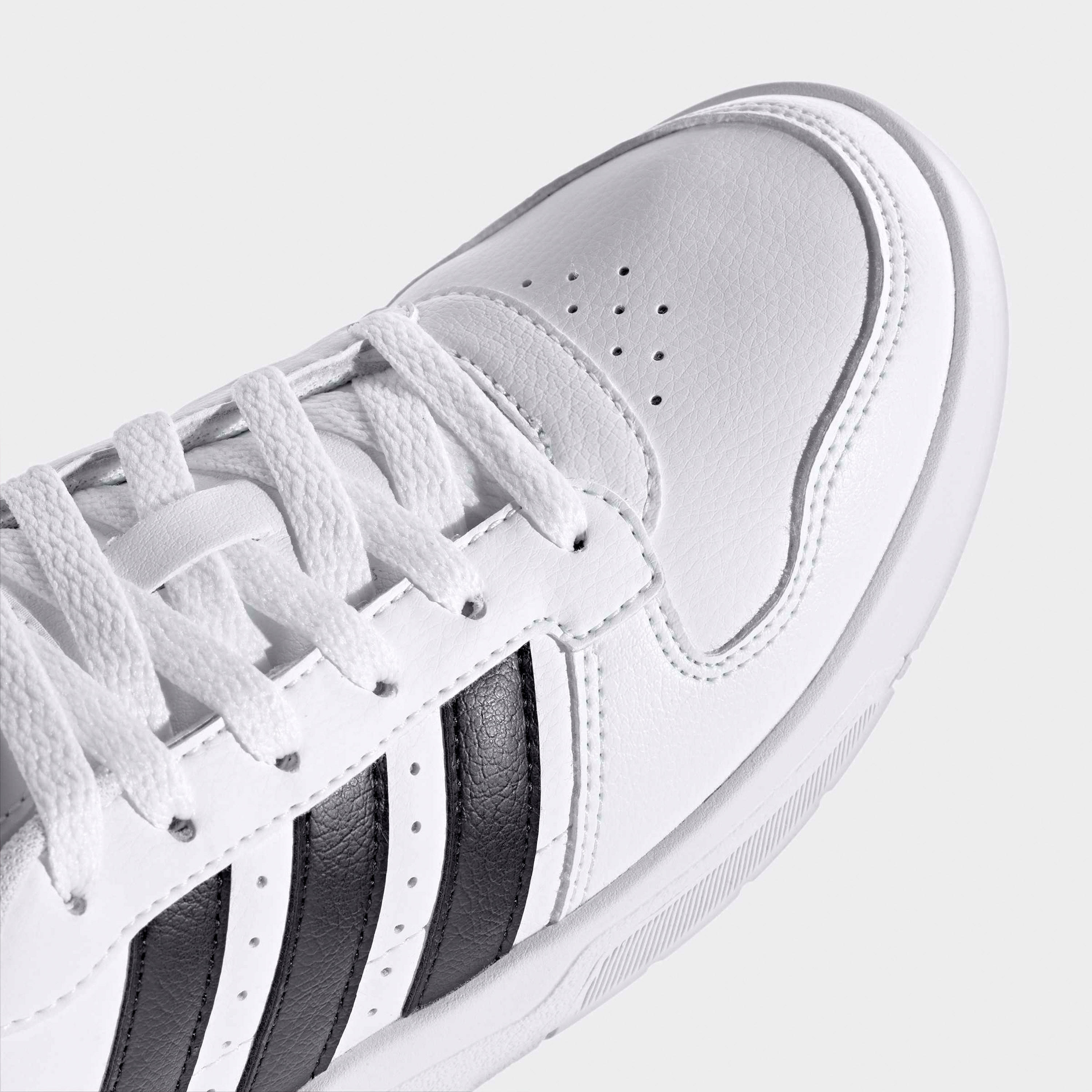 حذاء سنيكرز كاحل مخطط برباط كورتويف للنساء من أديداس-women-shoes-sneakers-image-6