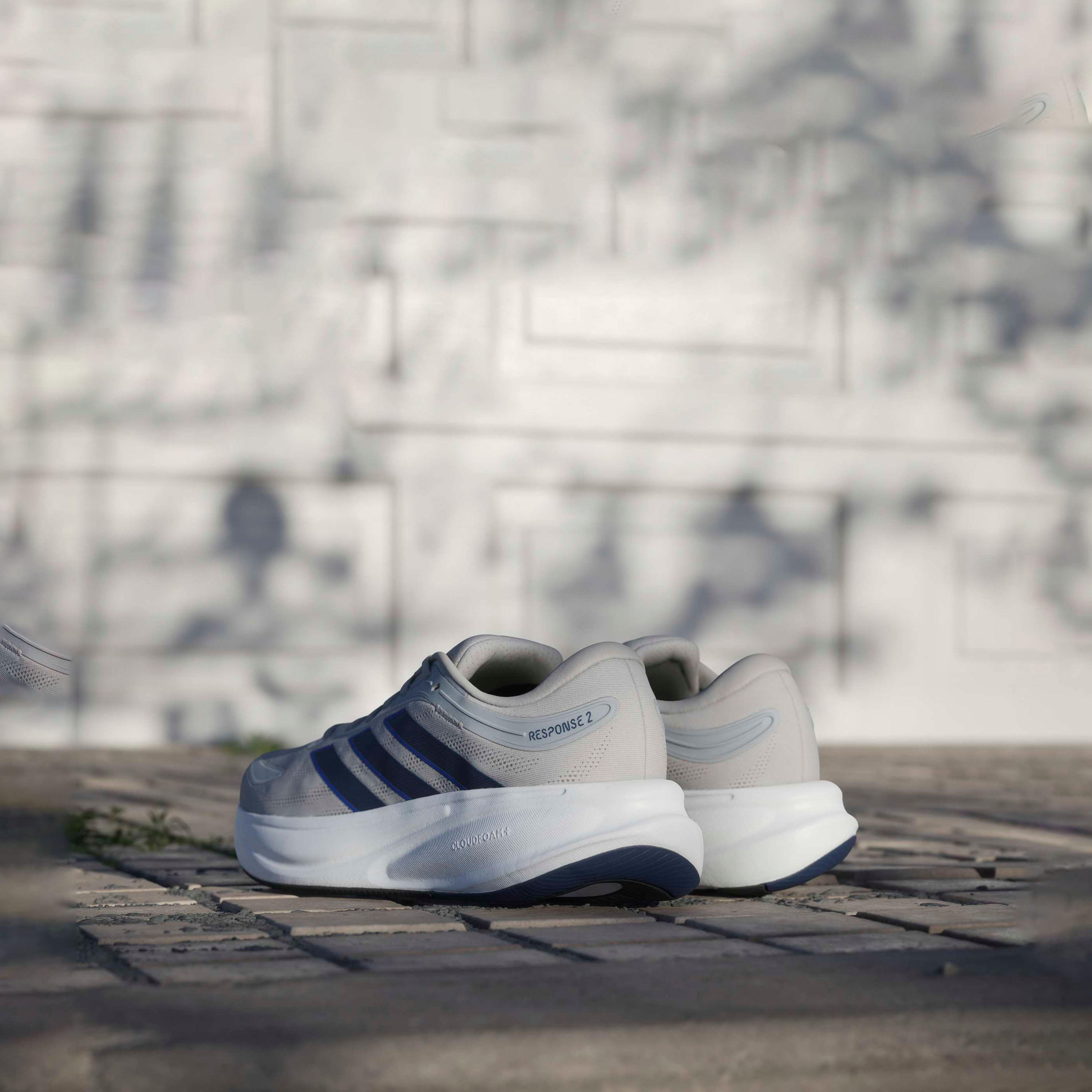 حذاء جري برباط ريسبونس 2 للرجال من أديداس-sports-men-shoes-image-9