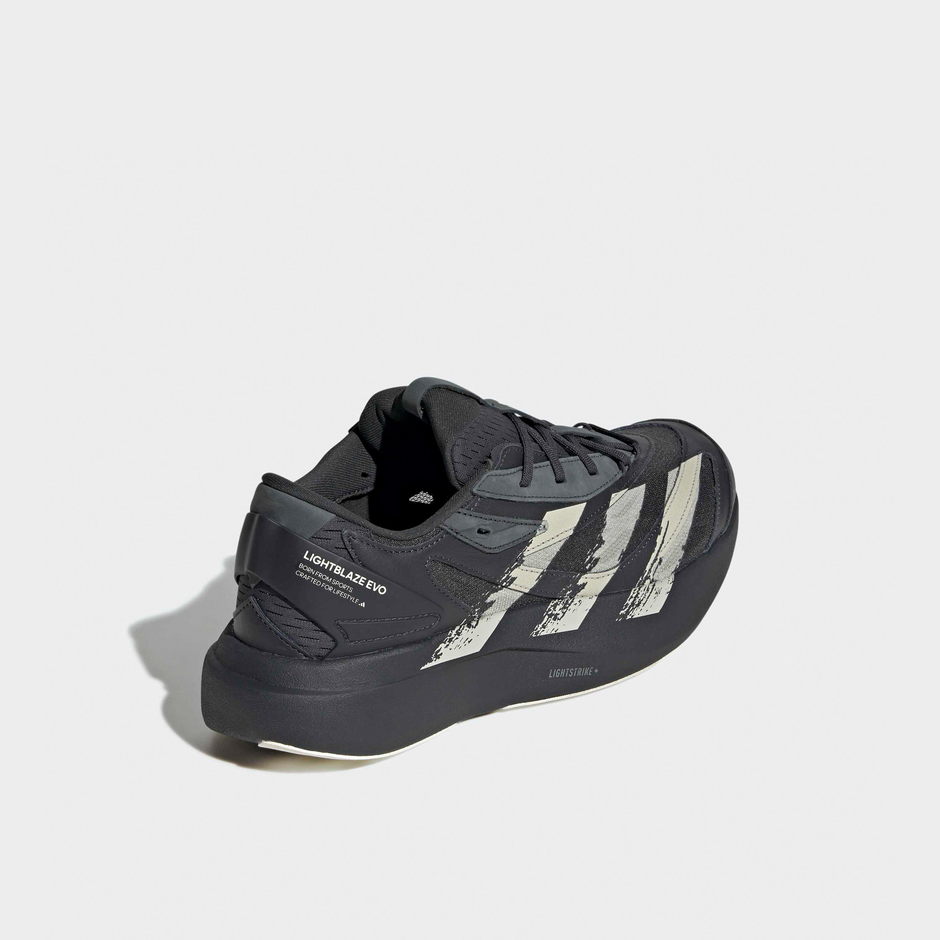 حذاء سنيكرز برباط إغلاق للكاحل لايت بليز إيفو بروشد للرجال من أديداس-men-shoes-sneakers-image-7