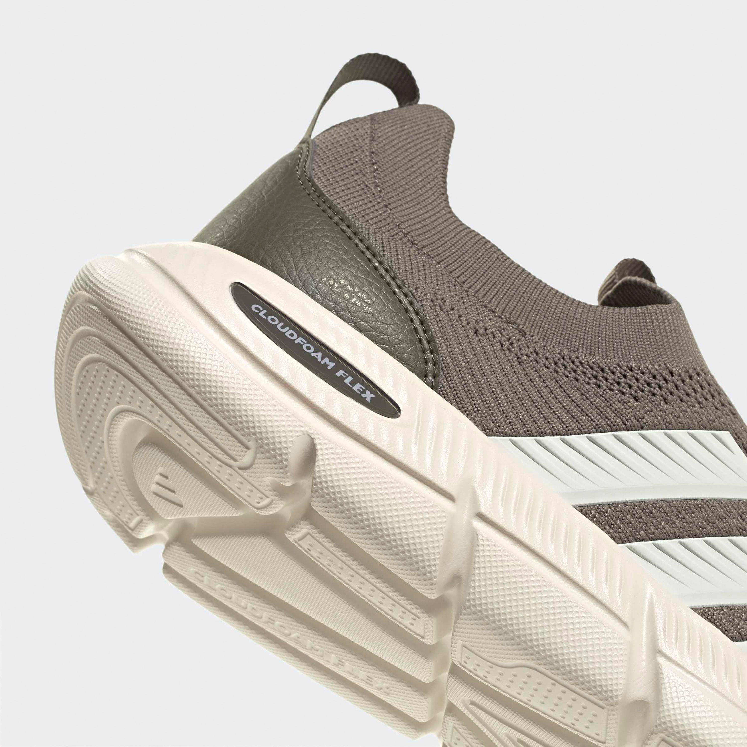 حذاء رياضي بدون أربطة للرجال من أديداس - كلاود فوم فليكس سوك-sports-men-shoes-image-5