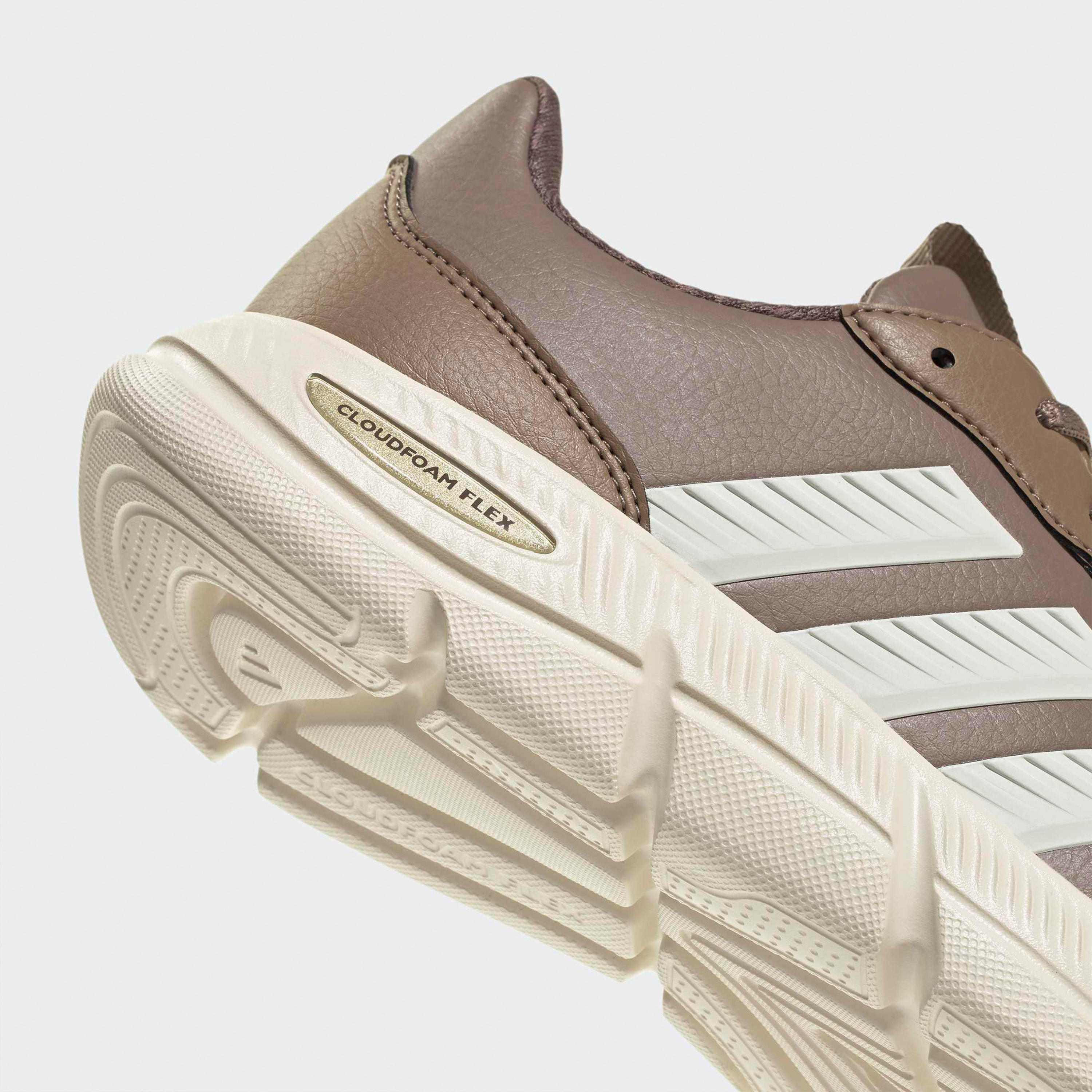 حذاء رياضي بأربطة للنساء من أديداس كلاود فوم فلكس-sports-women-shoes-image-5