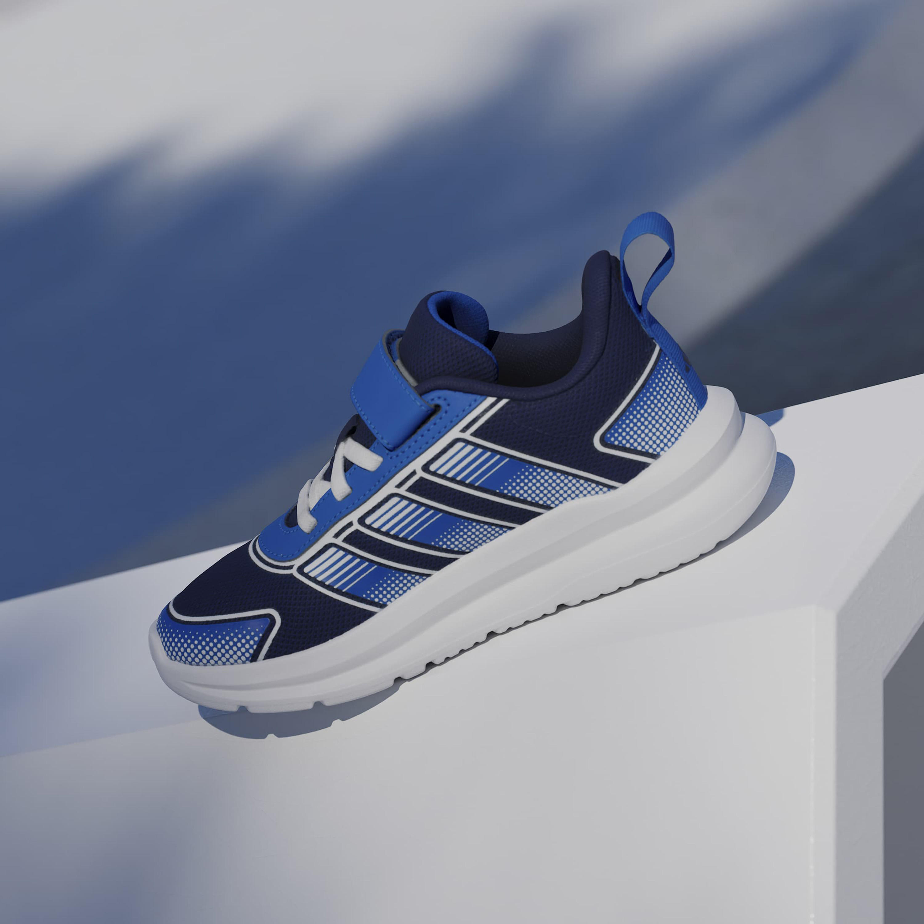 حذاء سنيكرز تينسور ران 4.0 إي إل بشريط لاصق للبنات من أديداس-girls-shoes-sneakers-image-9