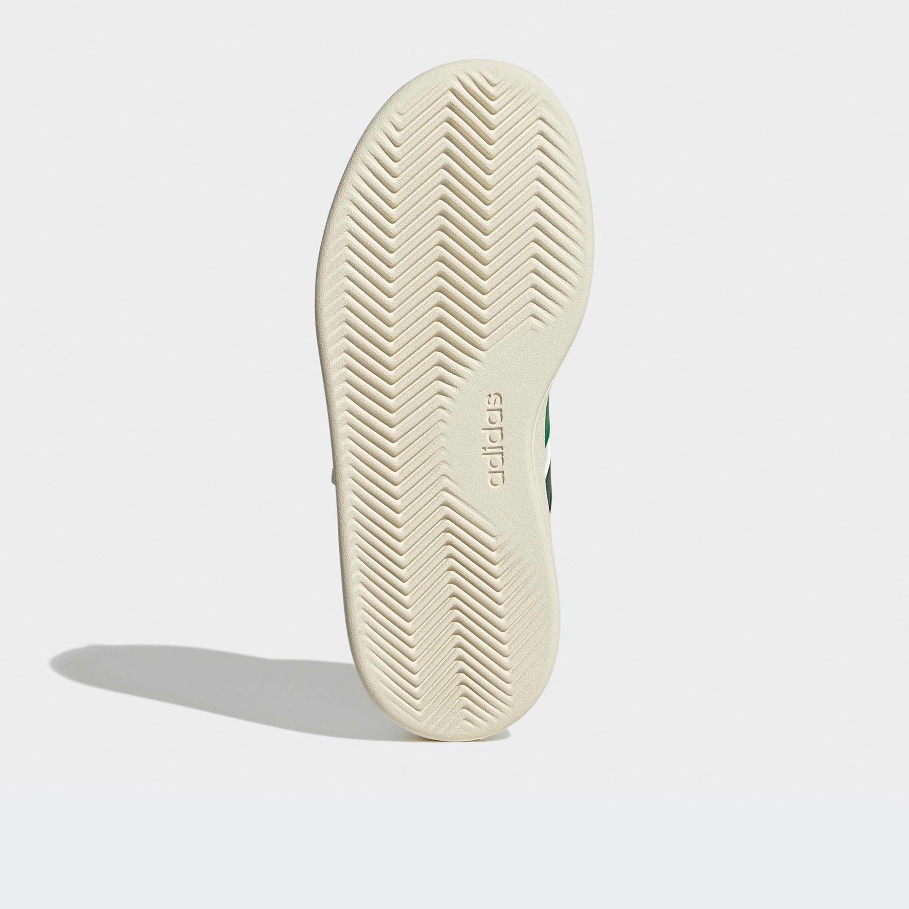 حذاء سنيكرز بشريط إغلاق لاصق "بريكنيت 3.0 إي إل" للأولاد من أديداس-girls-shoes-sneakers-image-4