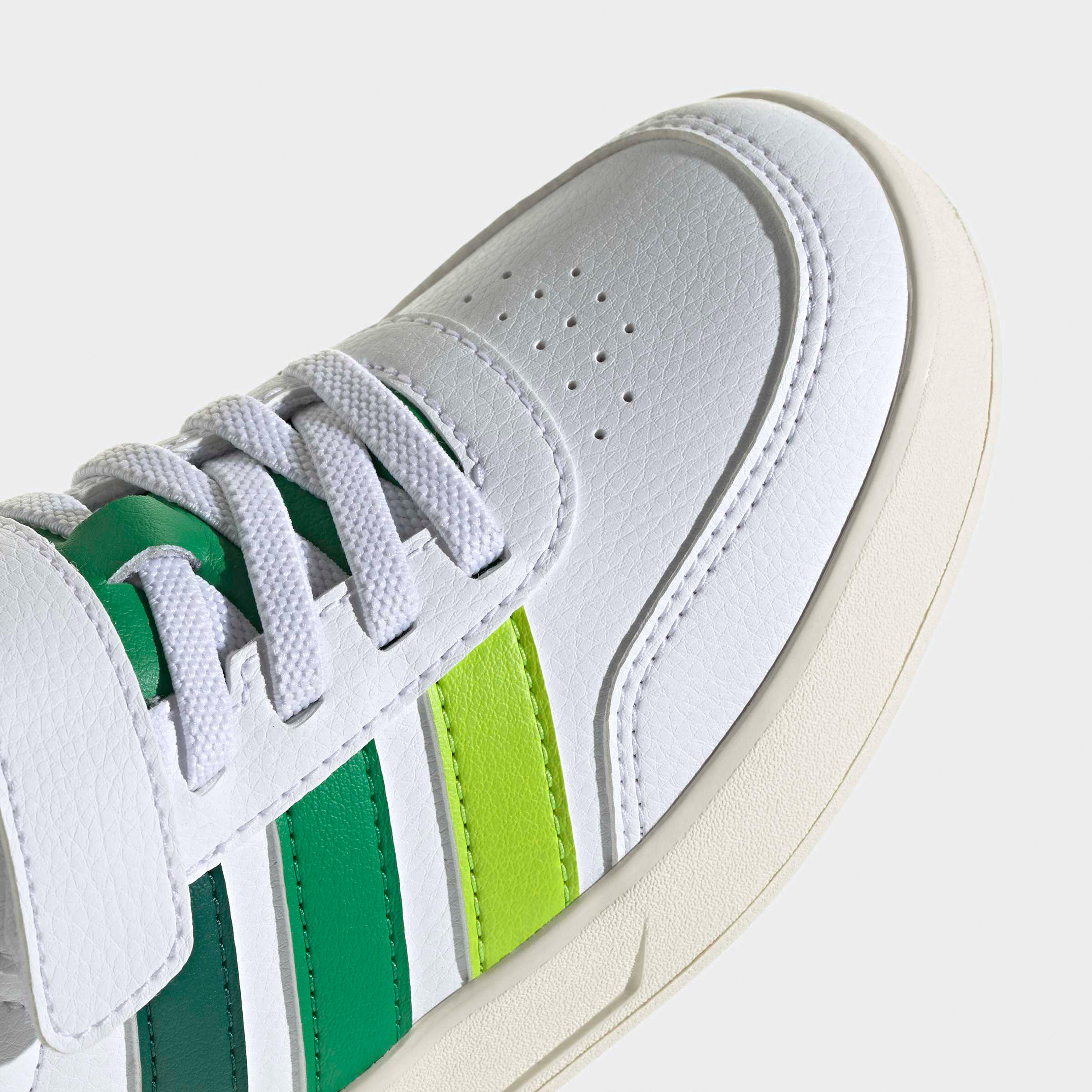 حذاء سنيكرز بشريط إغلاق لاصق "بريكنيت 3.0 إي إل" للأولاد من أديداس-girls-shoes-sneakers-image-6