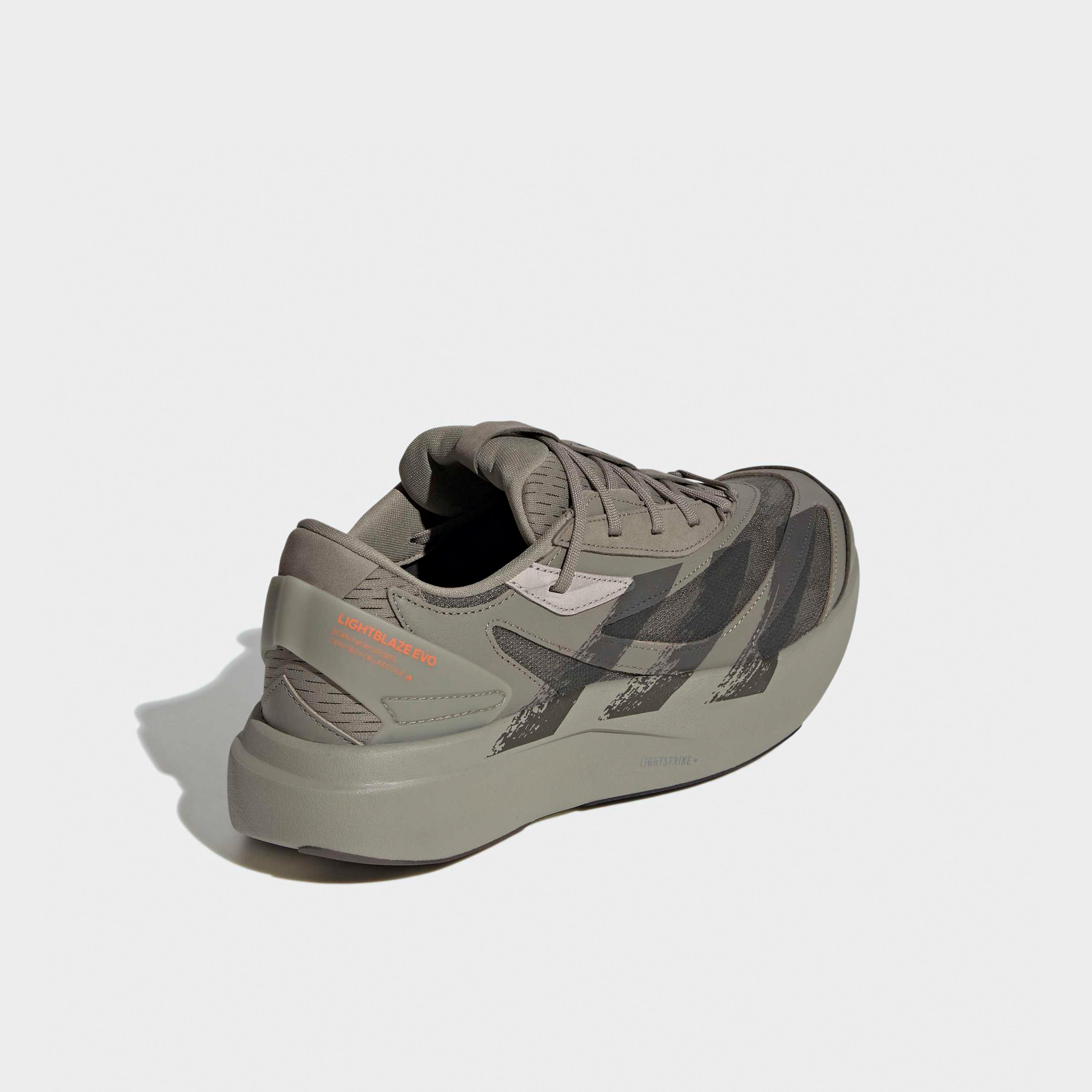 حذاء سنيكرز برباط إغلاق للكاحل لايت بليز إيفو بروشد للرجال من أديداس-men-shoes-sneakers-image-7