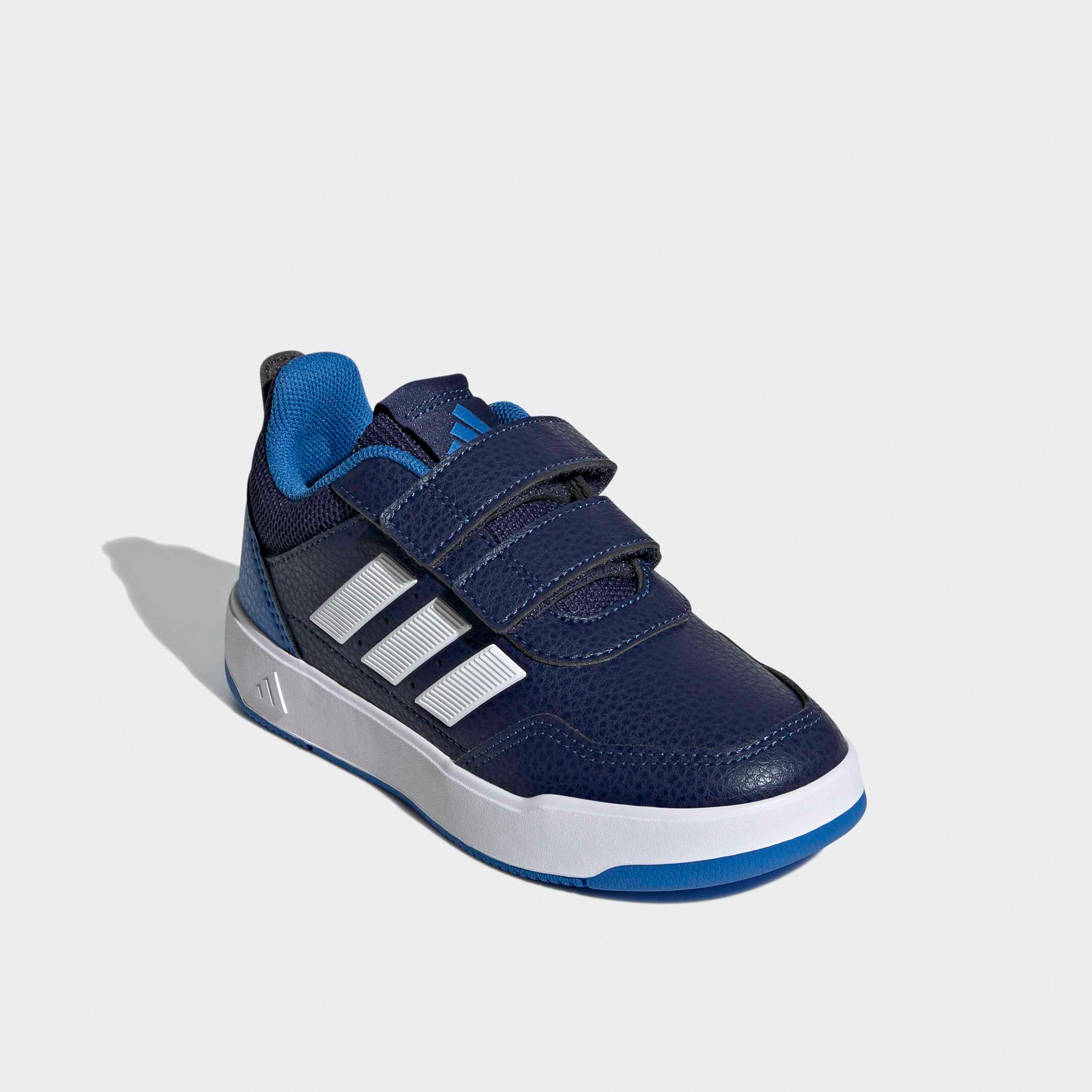 حذاء رياضي بشريط إغلاق لاصق للأطفال من أديداس-sports-boys-shoes-image-1