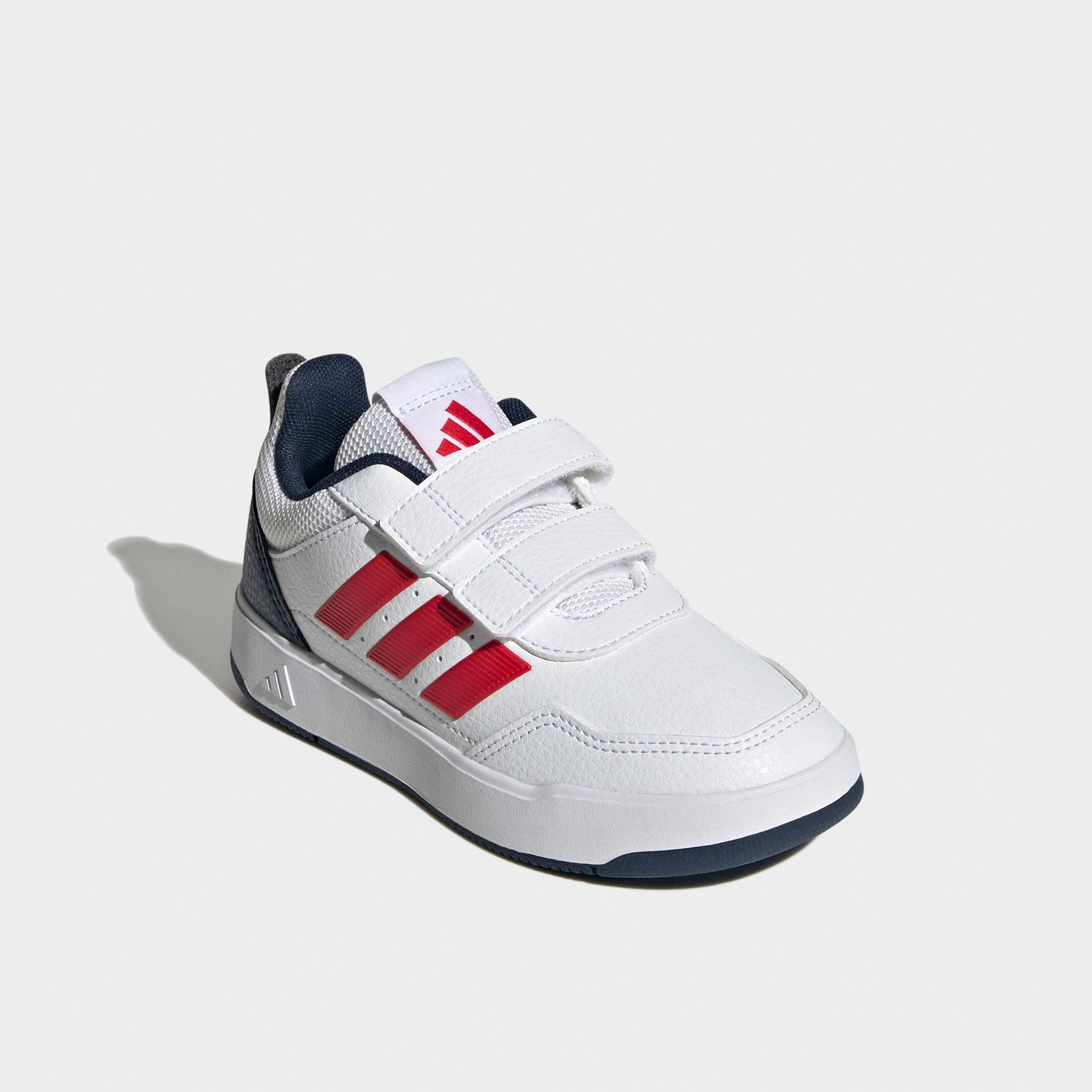 حذاء رياضي بشريط إغلاق لاصق للأطفال من أديداس-sports-boys-shoes-image-1