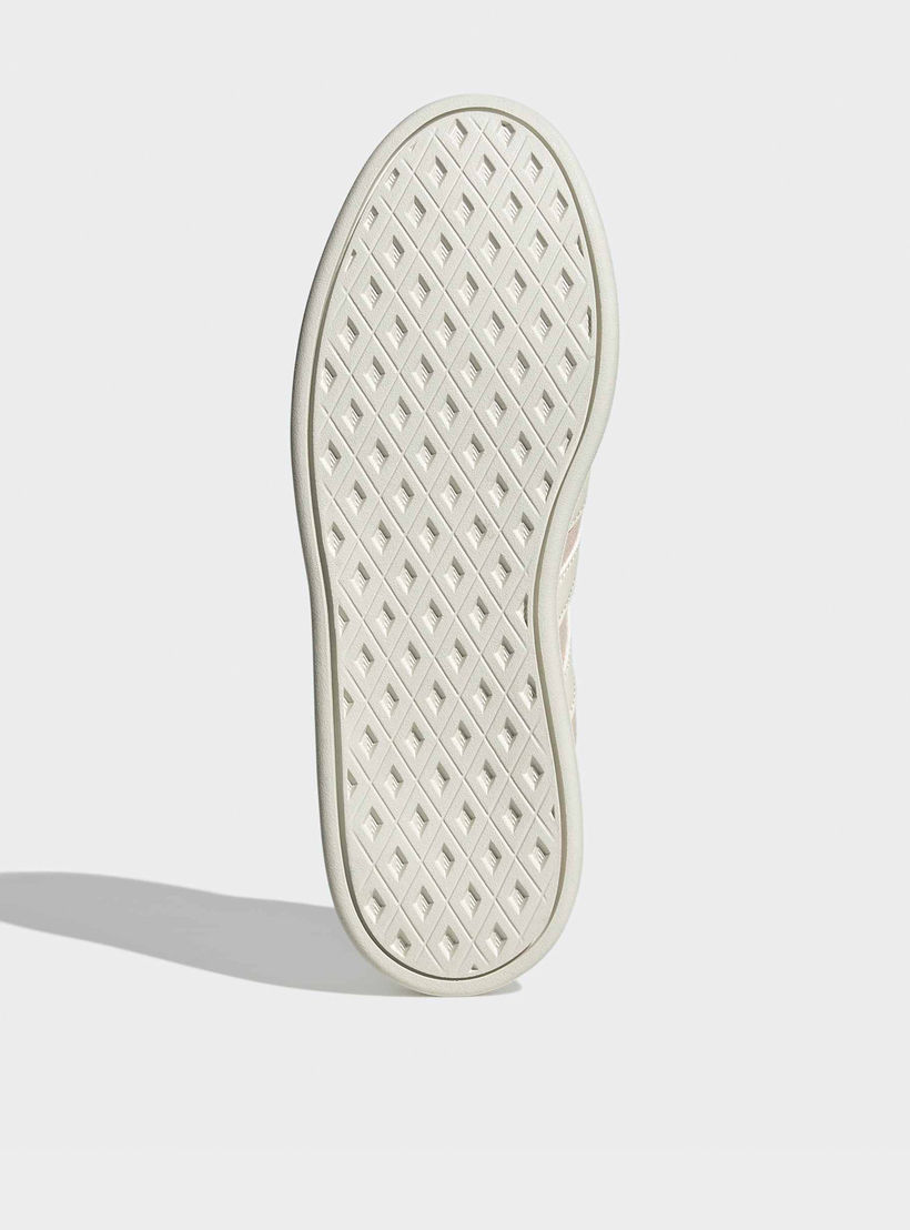 حذاء سنيكرز للنساء بريك نت سليك جلدي بكاحل ورباط إغلاق من أديداس-women-shoes-sneakers-image-4
