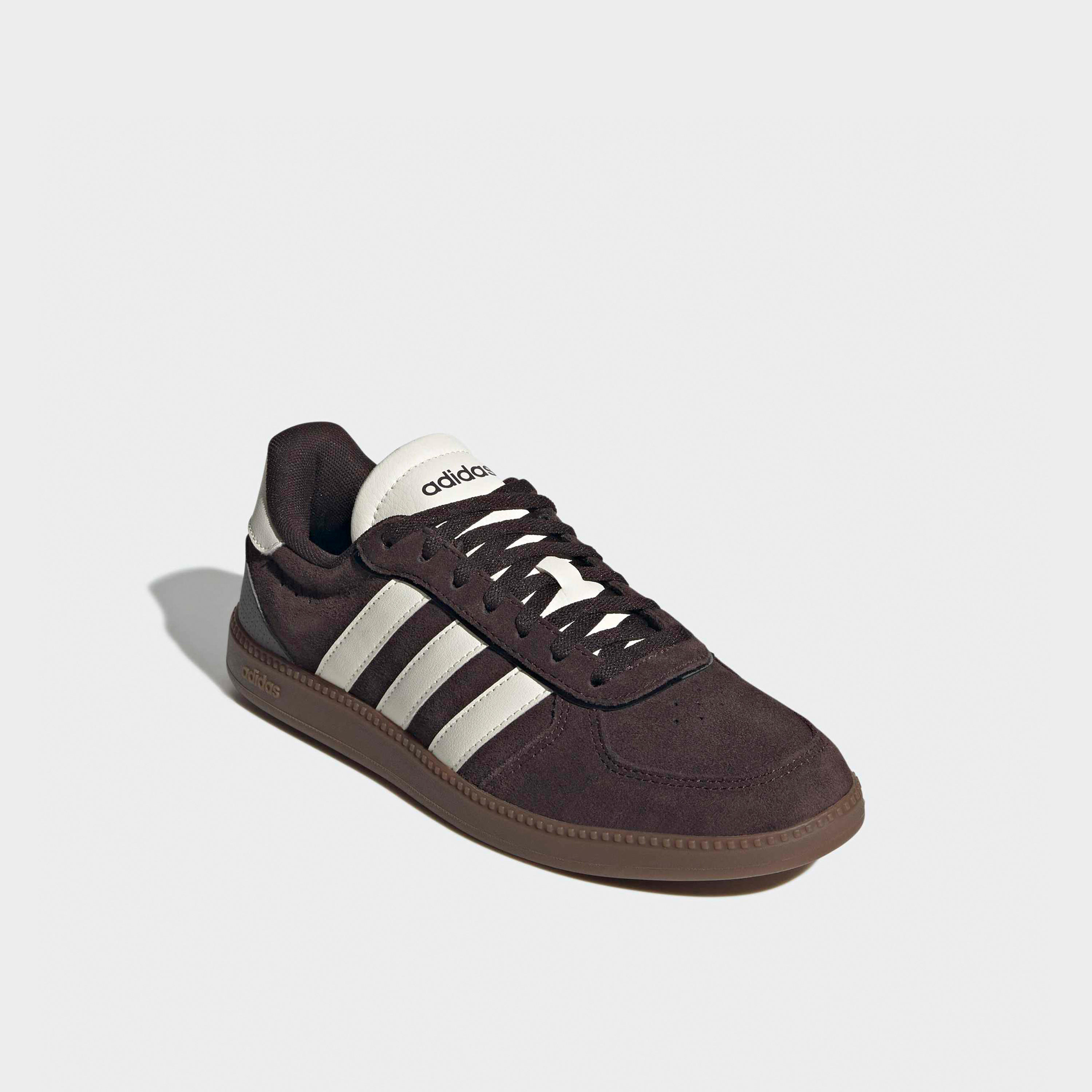 حذاء سنيكرز جلد بطول الكاحل بريكنت سليك للنساء من أديداس-women-shoes-sneakers-image-1