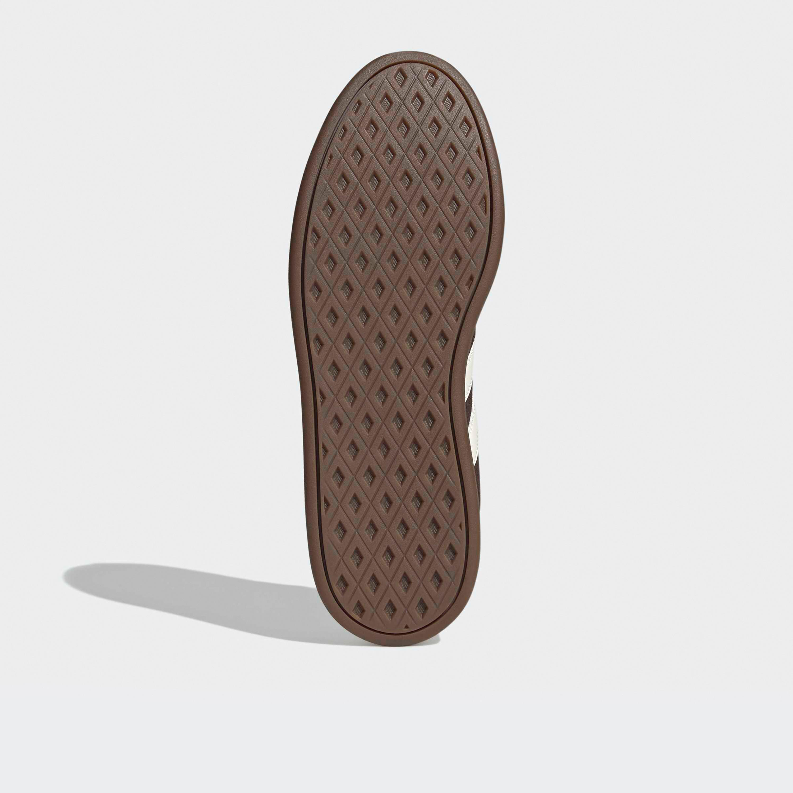 حذاء سنيكرز جلد بطول الكاحل بريكنت سليك للنساء من أديداس-women-shoes-sneakers-image-4