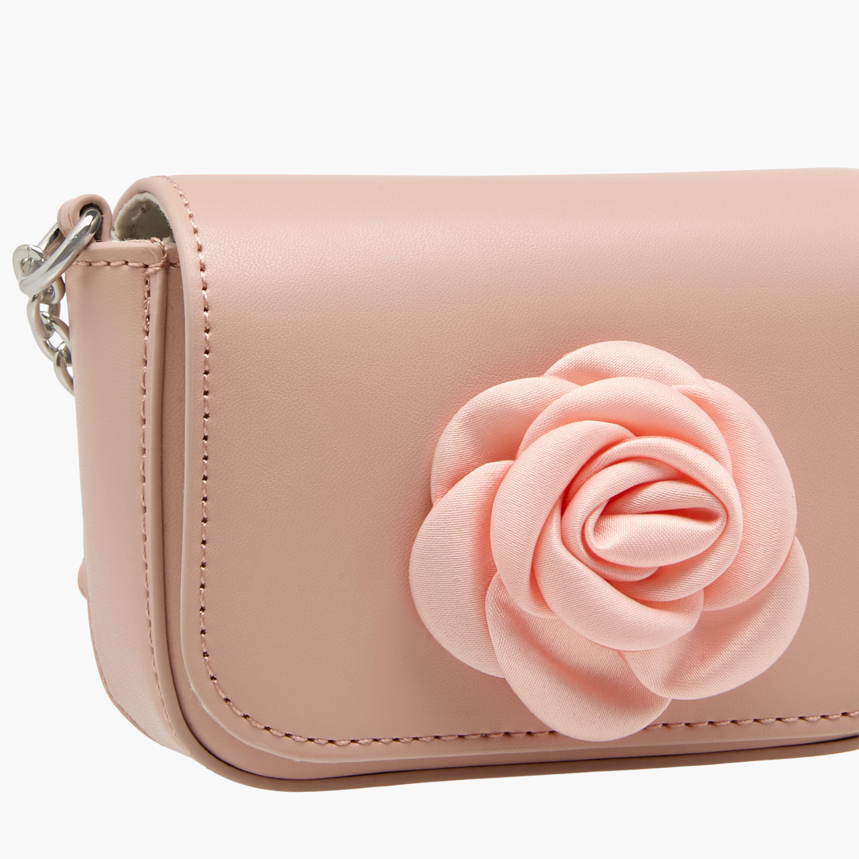 شنطة كروس بودي بتفاصيل زهور مع حزام سلسلة من فلورا بيلا-girls-accessories-bags-image-5