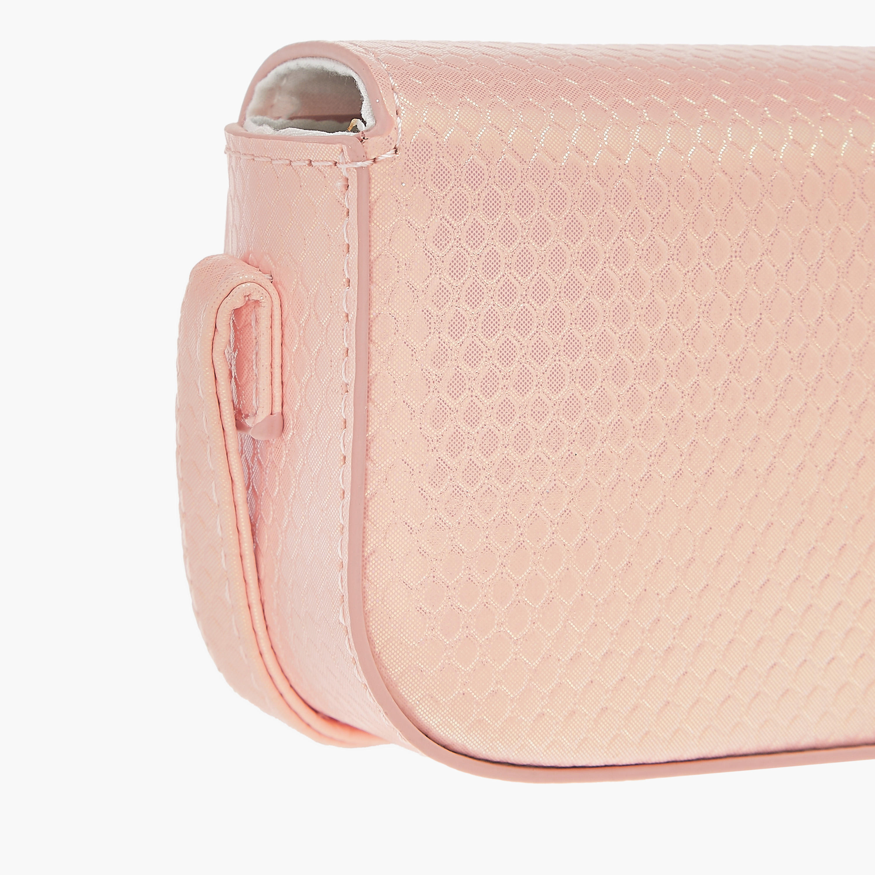 شنطة كروس بودي مزينة بحزام قابل للتعديل وإغلاق مغناطيسي من فلورا بيلا-girls-accessories-bags-image-5