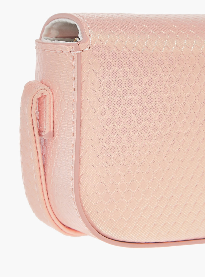 شنطة كروس بودي مزينة بحزام قابل للتعديل وإغلاق مغناطيسي من فلورا بيلا-girls-accessories-bags-image-5