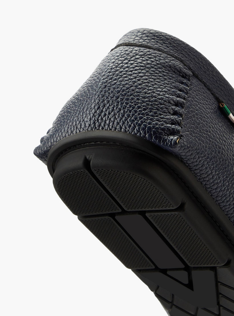 حذاء موكاسين بارز الملمس خفيف الوزن للرجال من رينزو روغاني-men-shoes-loafersandmoccasins-image-5