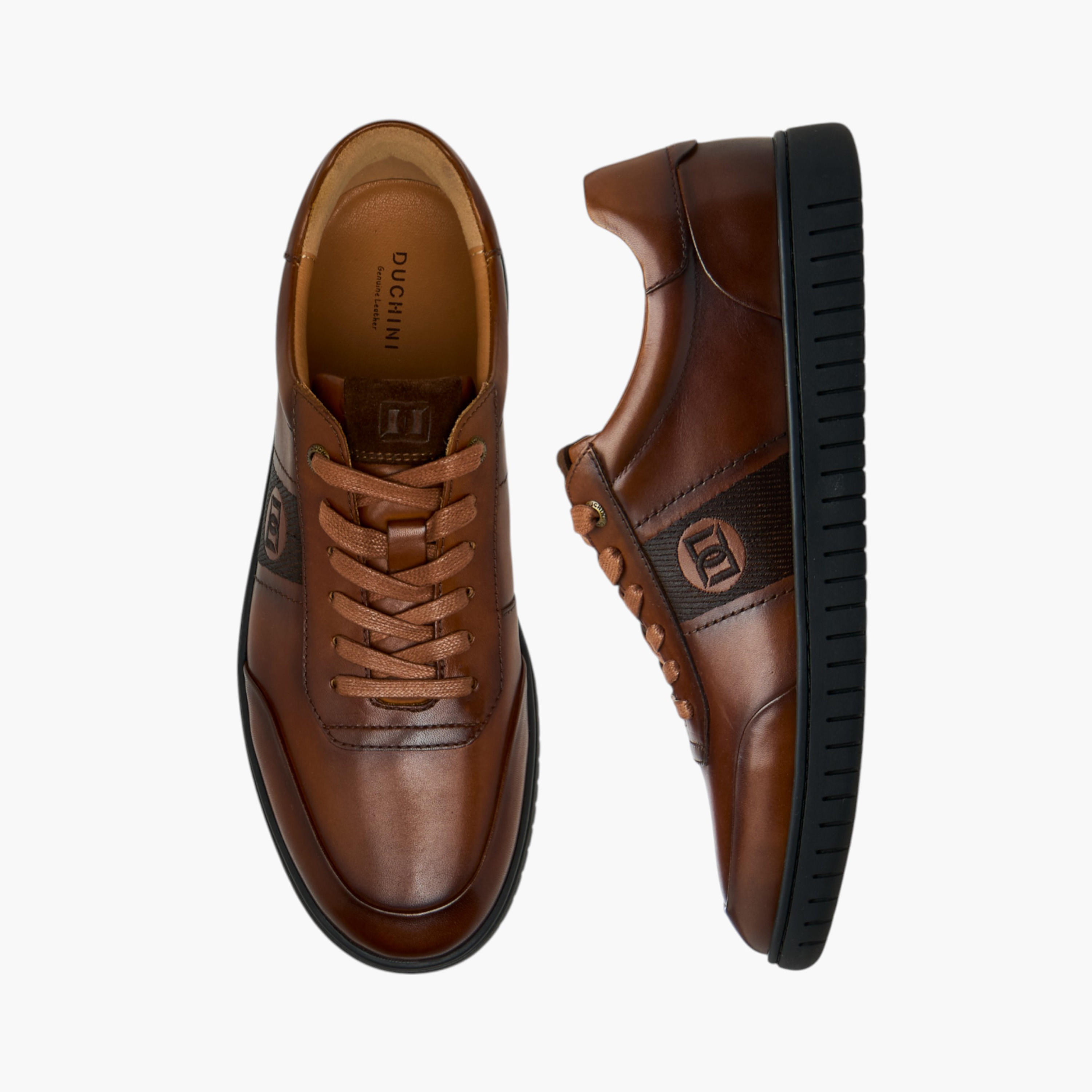 حذاء سنيكرز جلد برباط وتطريز الشعار للرجال من دوتشيني-men-shoes-sneakers-image-1