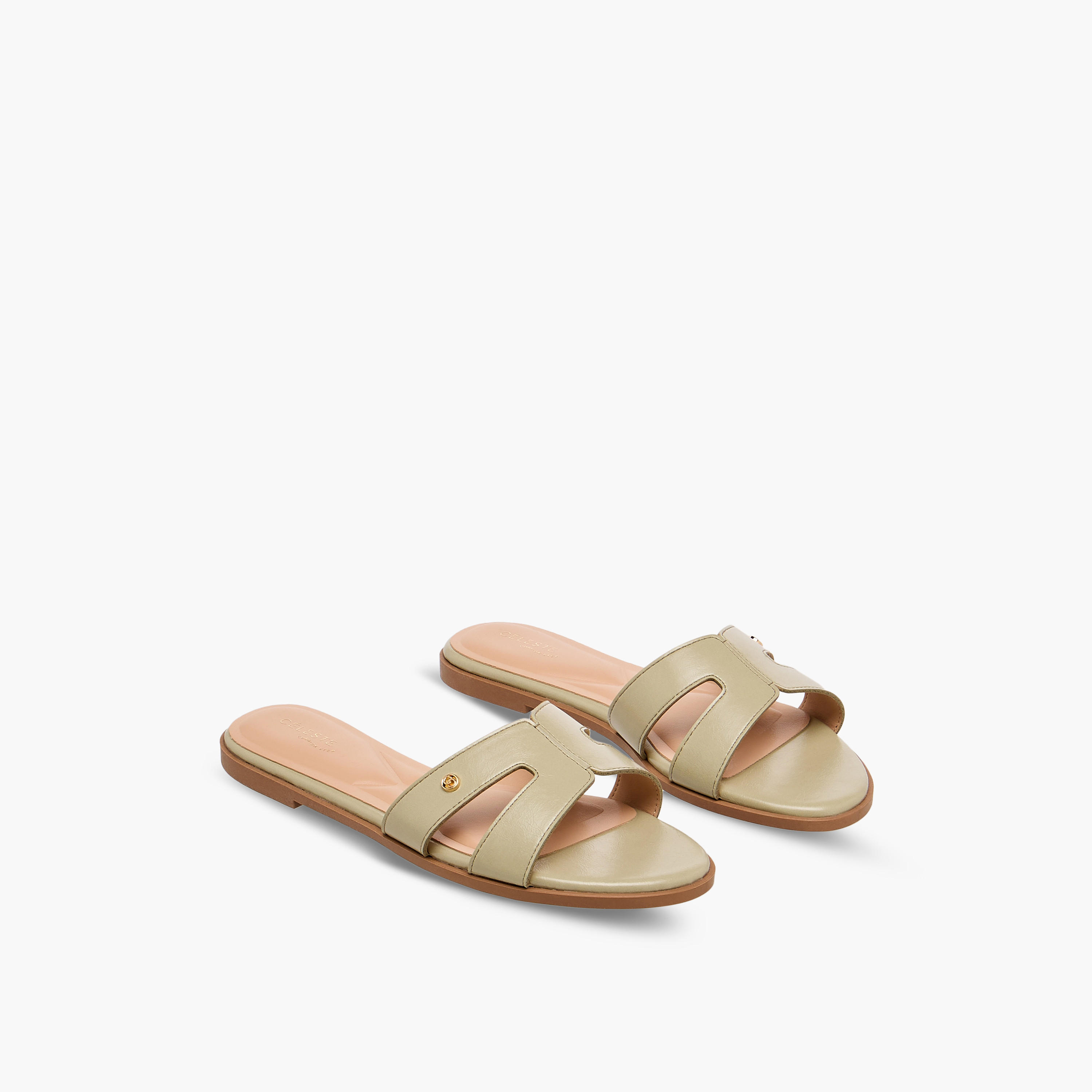 صندل مسطح بتصاميم مفرغة للنساء من سيليست-women-shoes-flats-sandals-image-1