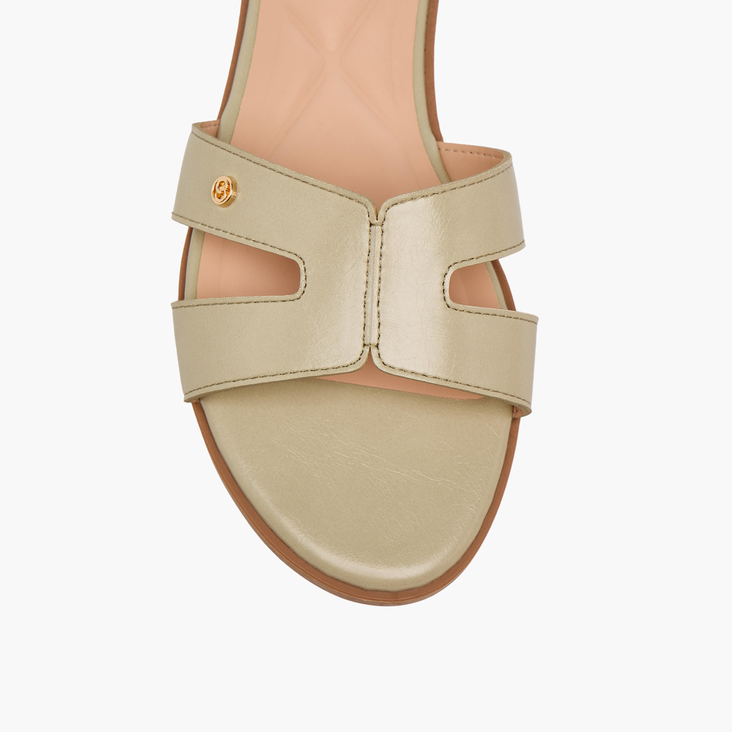 صندل مسطح بتصاميم مفرغة للنساء من سيليست-women-shoes-flats-sandals-image-4