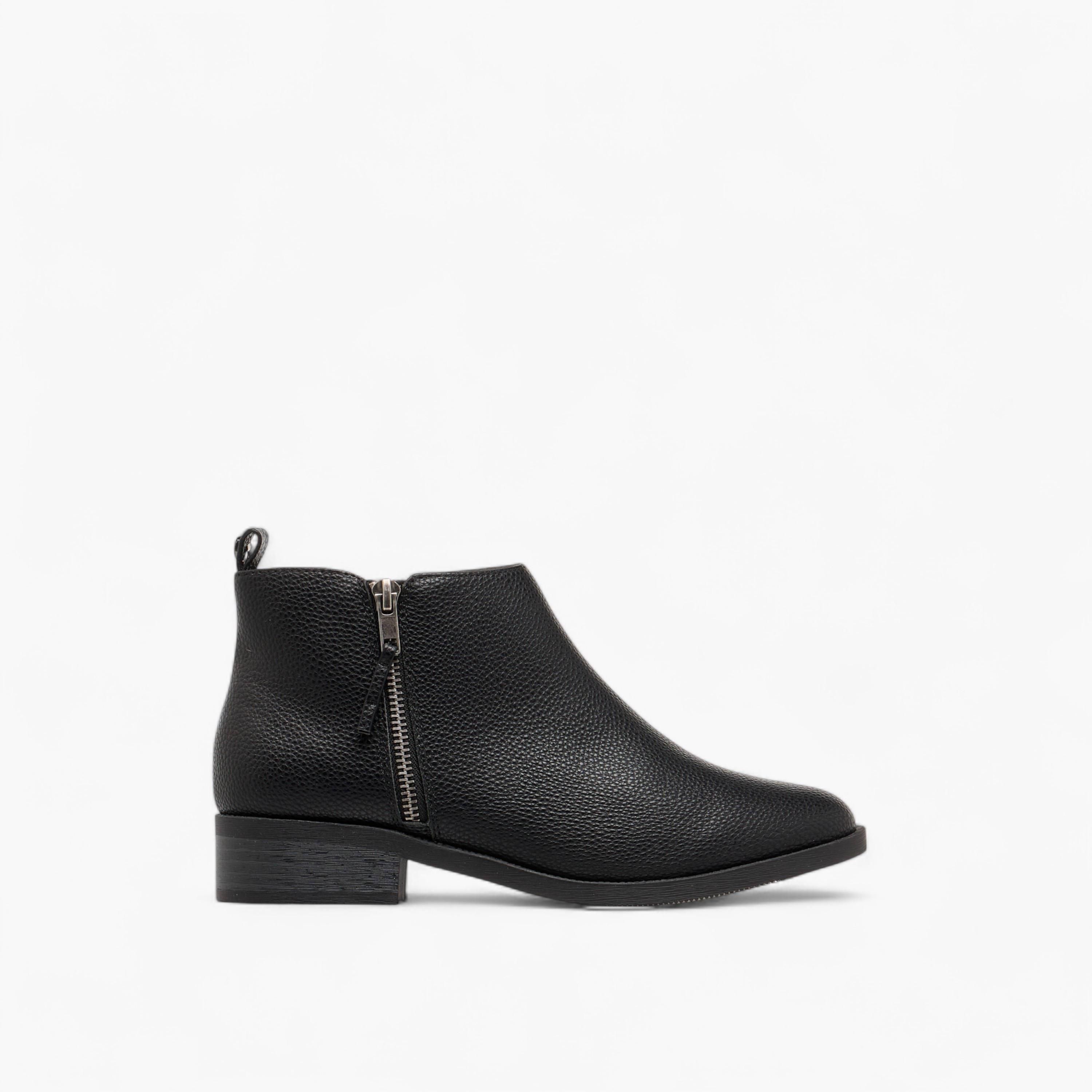 بوت كاحل سادة بسحاب إغلاق من فلورا بيلا-women-shoes-boots-image-3