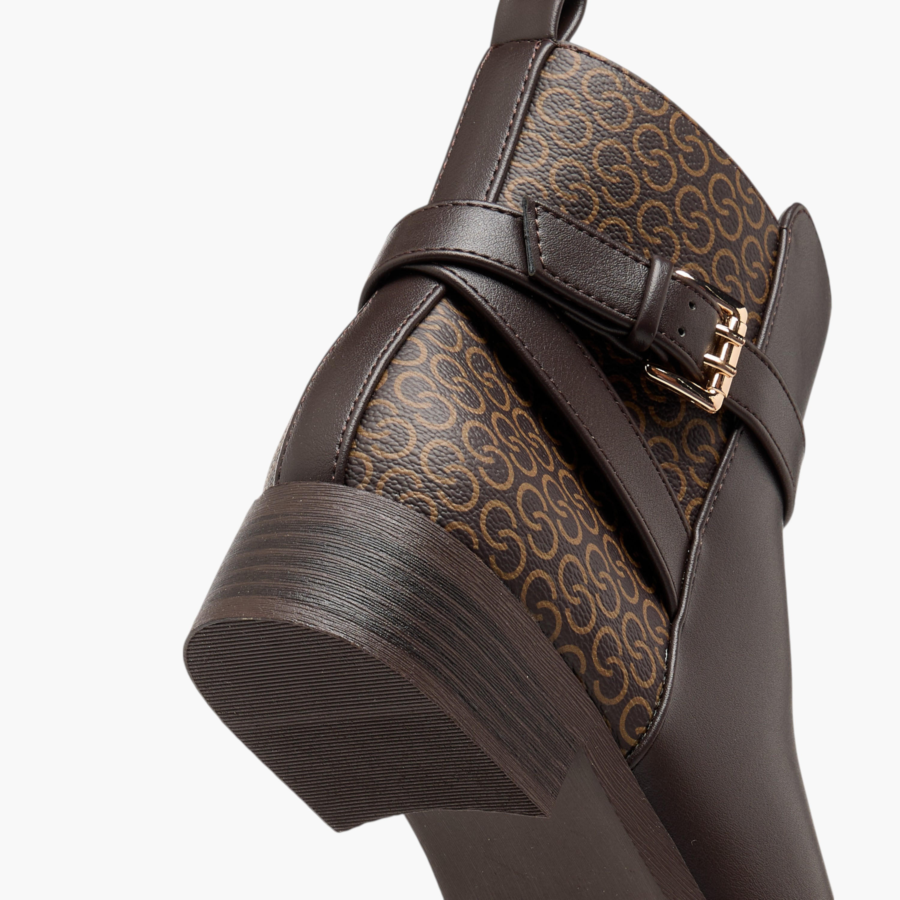بوت بطول الكاحل بكعب سميك وسحاب إغلاق وطبعات مونوجرام للنساء من سيليست-women-shoes-boots-image-5