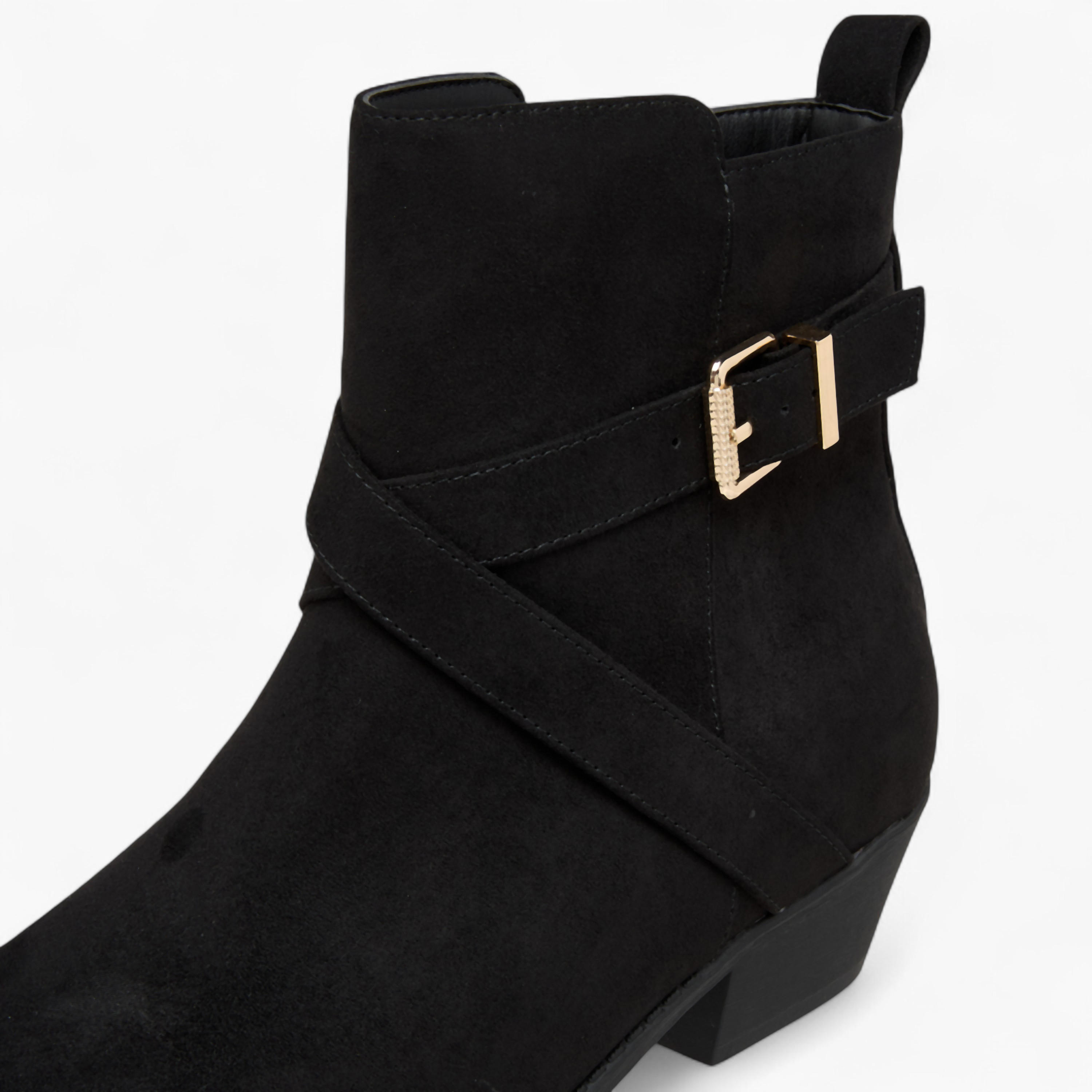 بوت سادة بطول الكاحل وبسحاب إغلاق من فلورا بيلا-women-shoes-boots-image-4