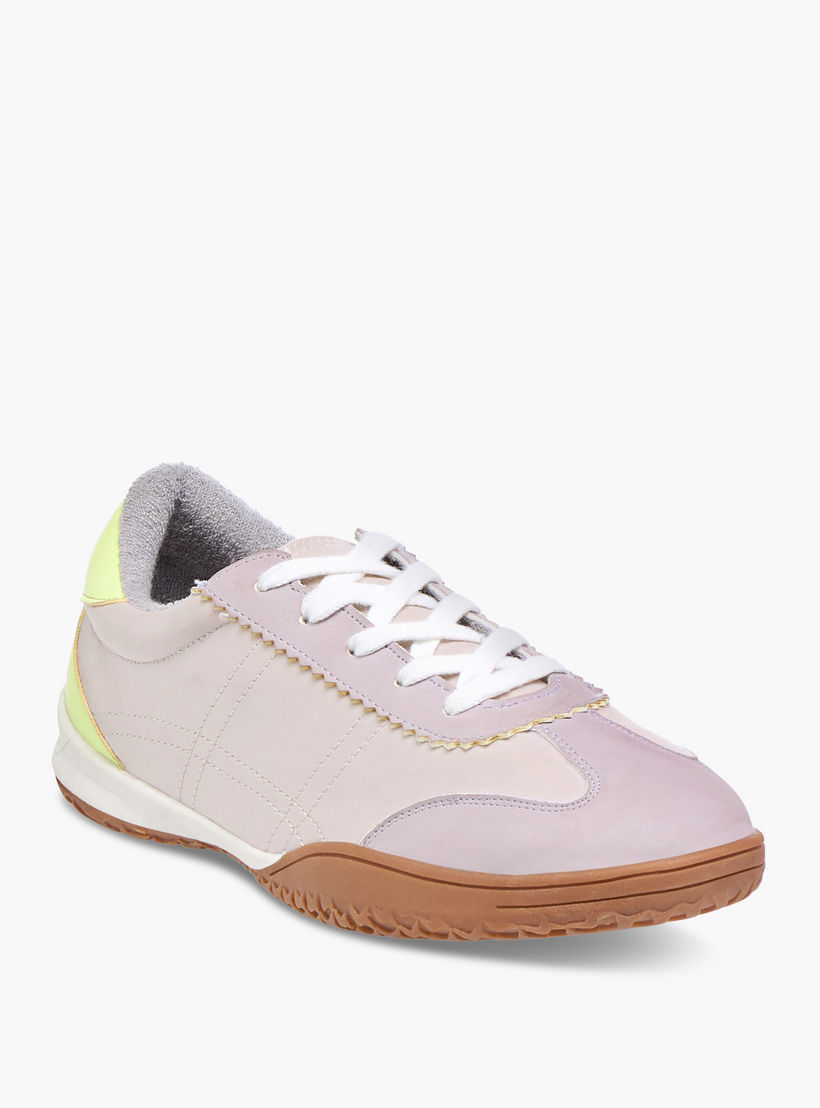 حذاء برباط إغلاق وألواح من فلورا بيلا-women-shoes-sneakers-image-2