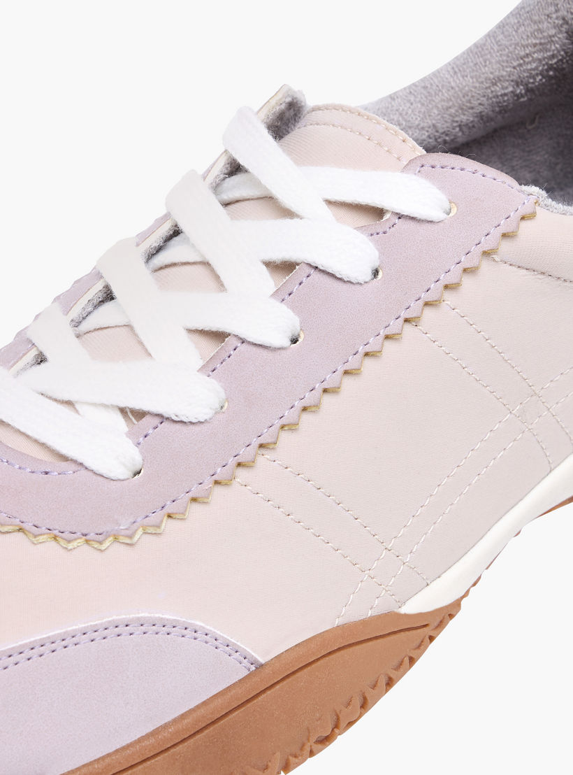 حذاء برباط إغلاق وألواح من فلورا بيلا-women-shoes-sneakers-image-4