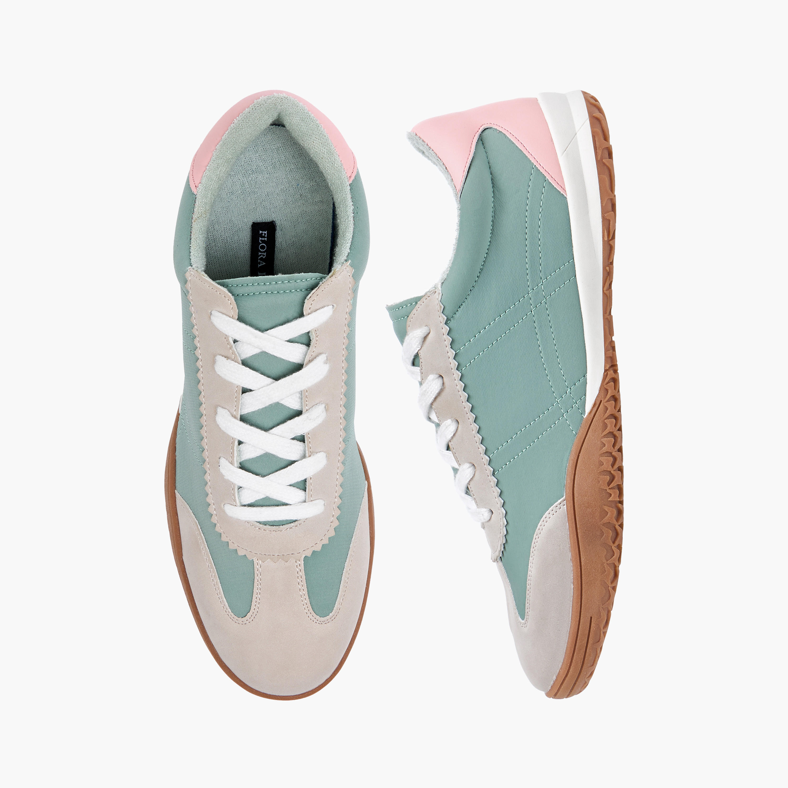 حذاء برباط إغلاق وألواح من فلورا بيلا-women-shoes-sneakers-image-1