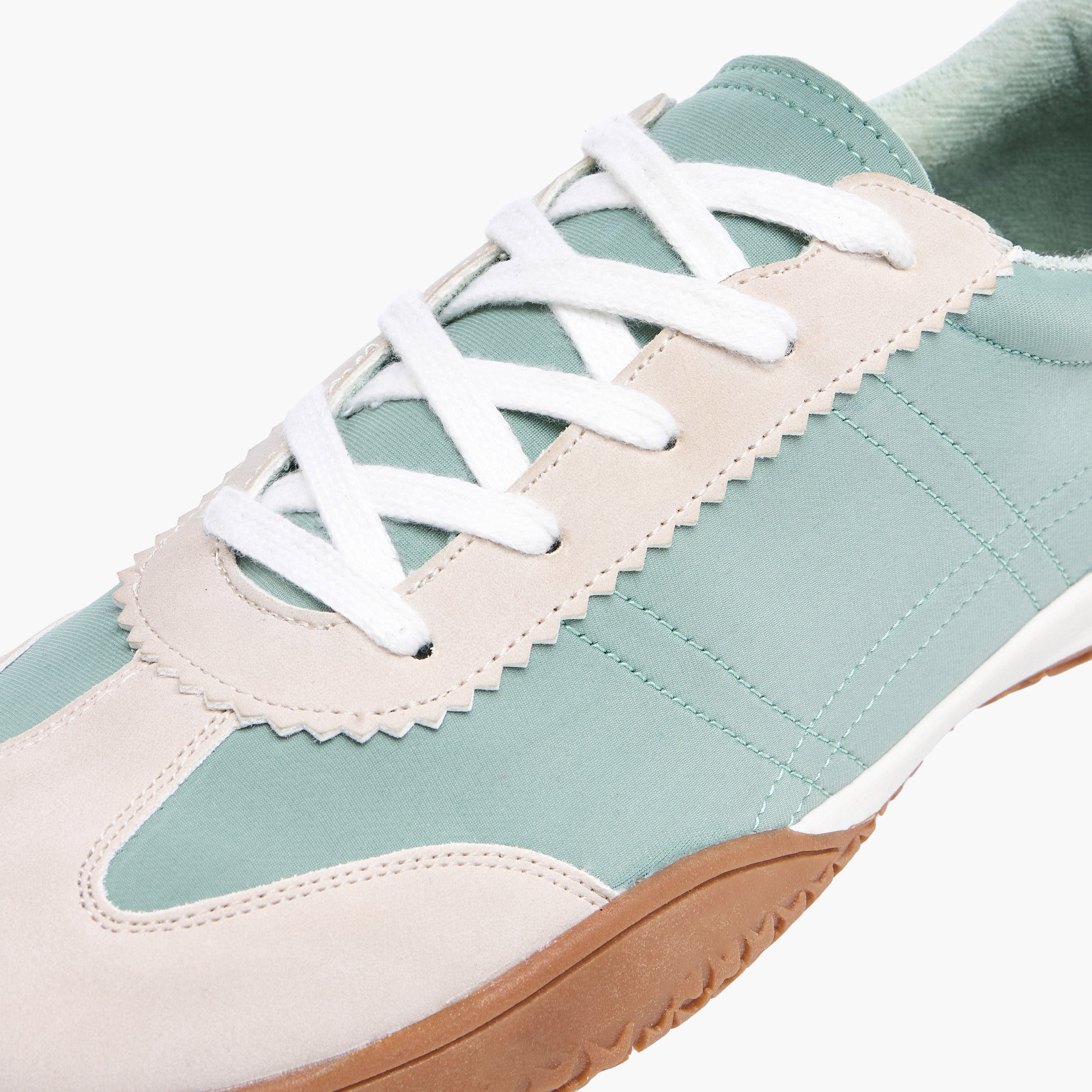 حذاء برباط إغلاق وألواح من فلورا بيلا-women-shoes-sneakers-image-4