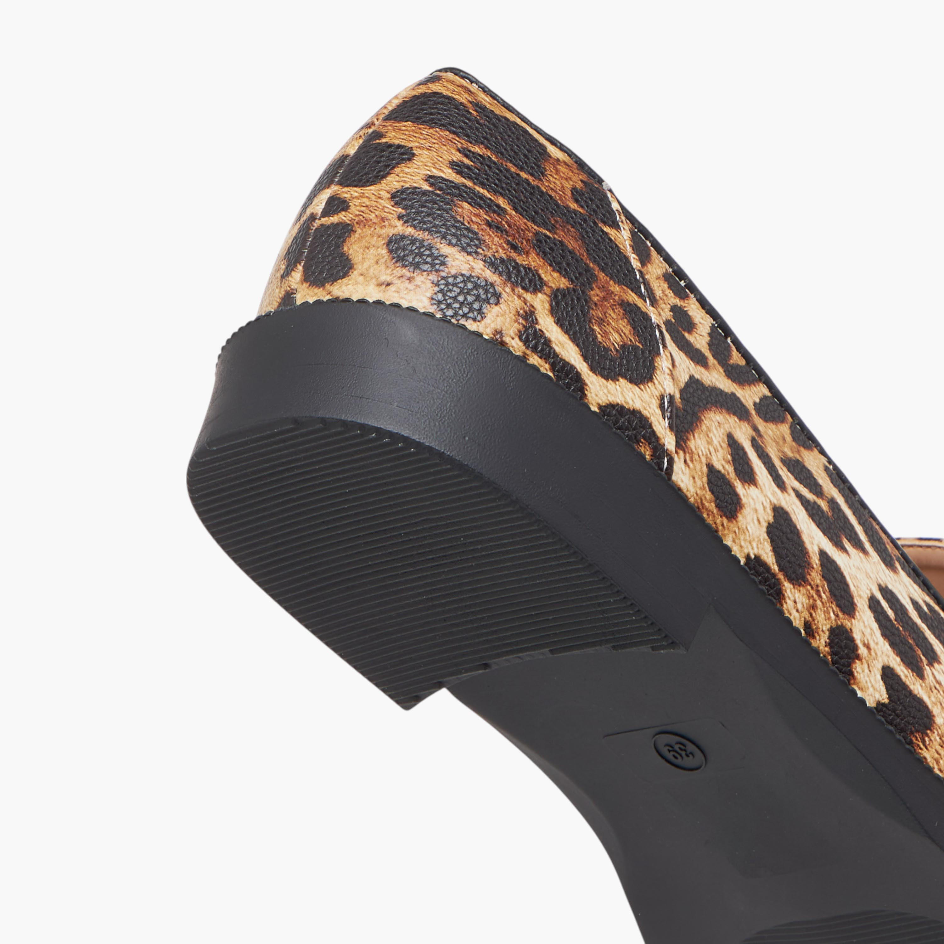 حذاء سهل الارتداء بطبعات جلد حيوان من بابريكا-women-shoes-loafersandmoccasins-image-5