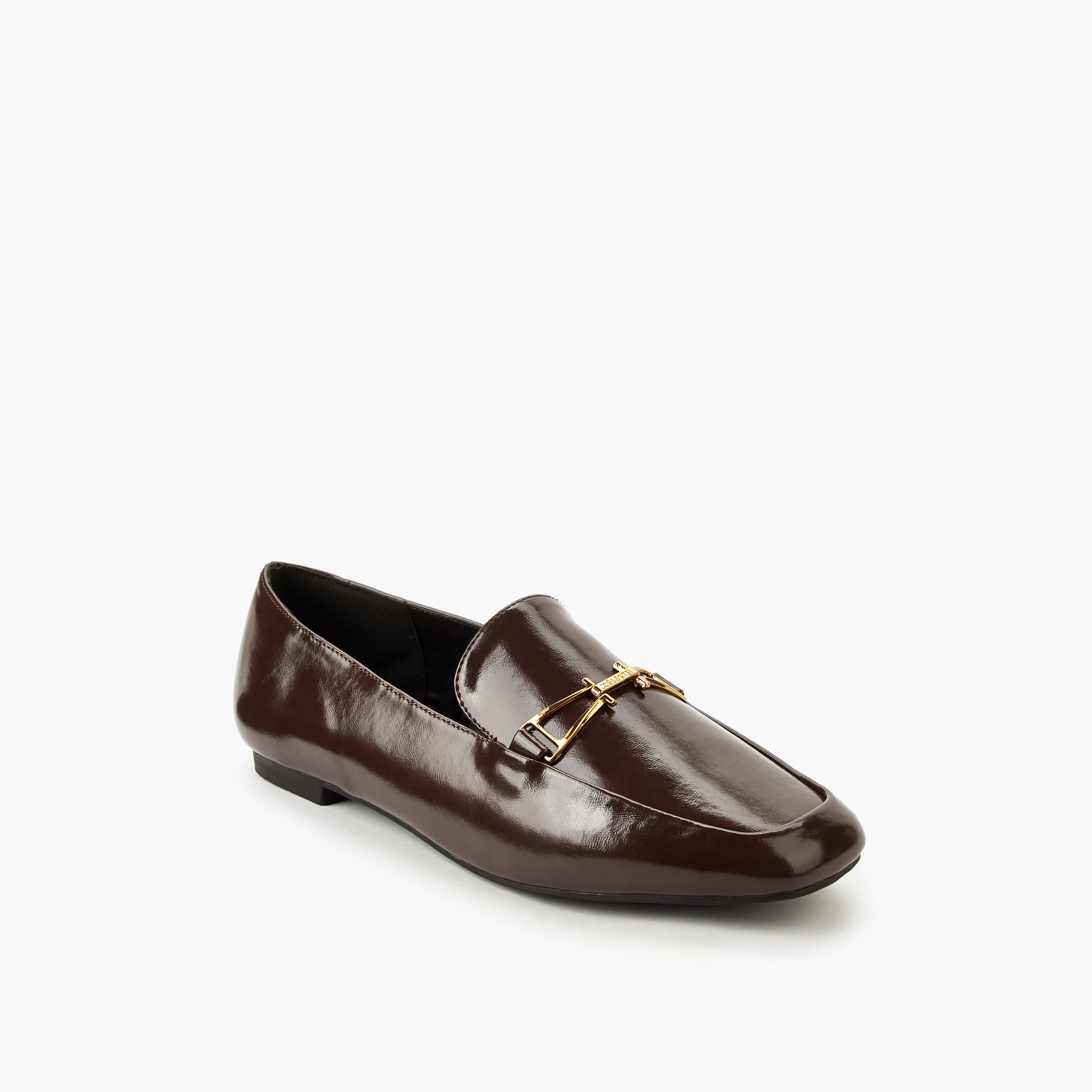 حذاء سهل الارتداء بزينة معدنية للنساء من سيليست-women-shoes-flats-loafers-image-2