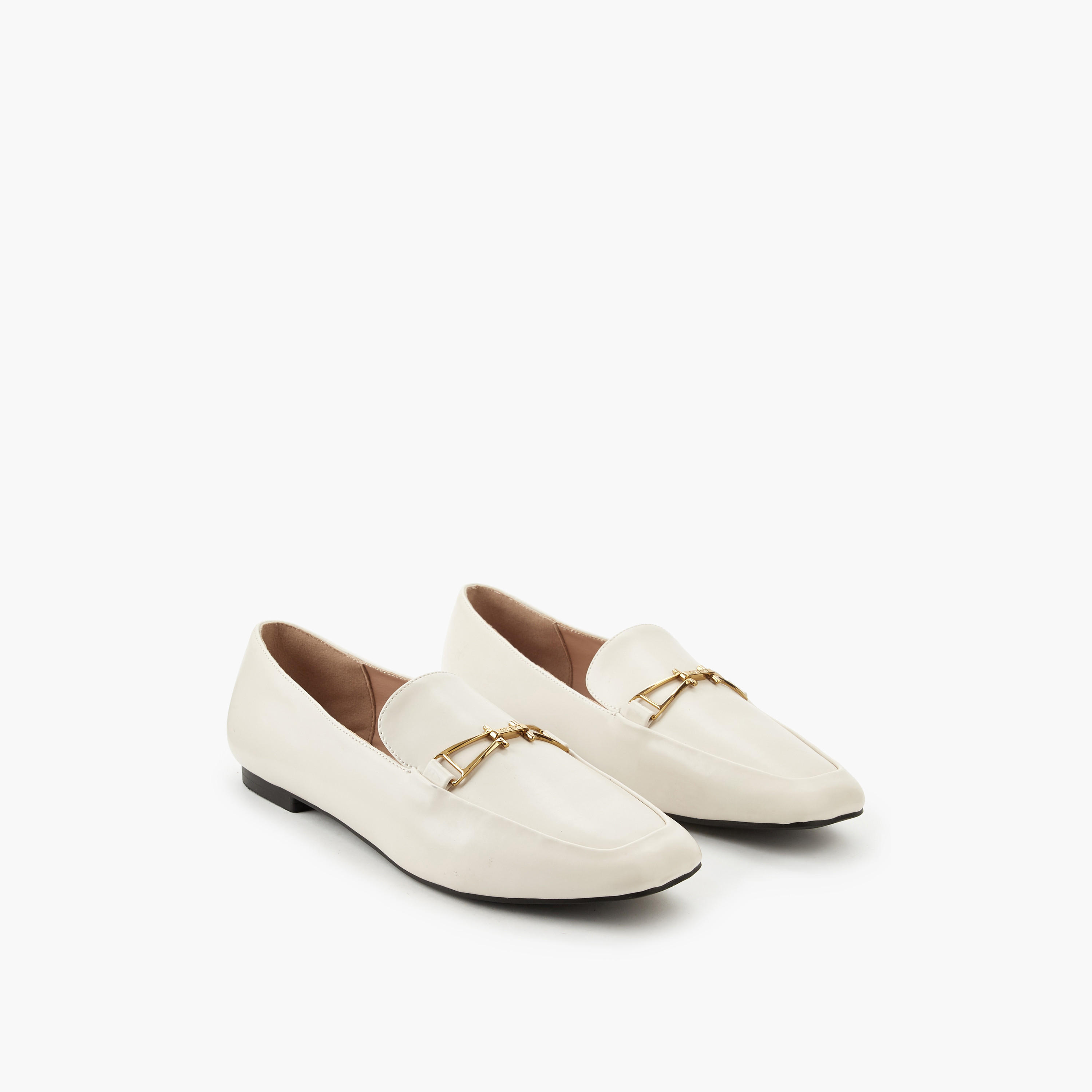 حذاء سهل الارتداء بزينة معدنية للنساء من سيليست-women-shoes-flats-loafers-image-1