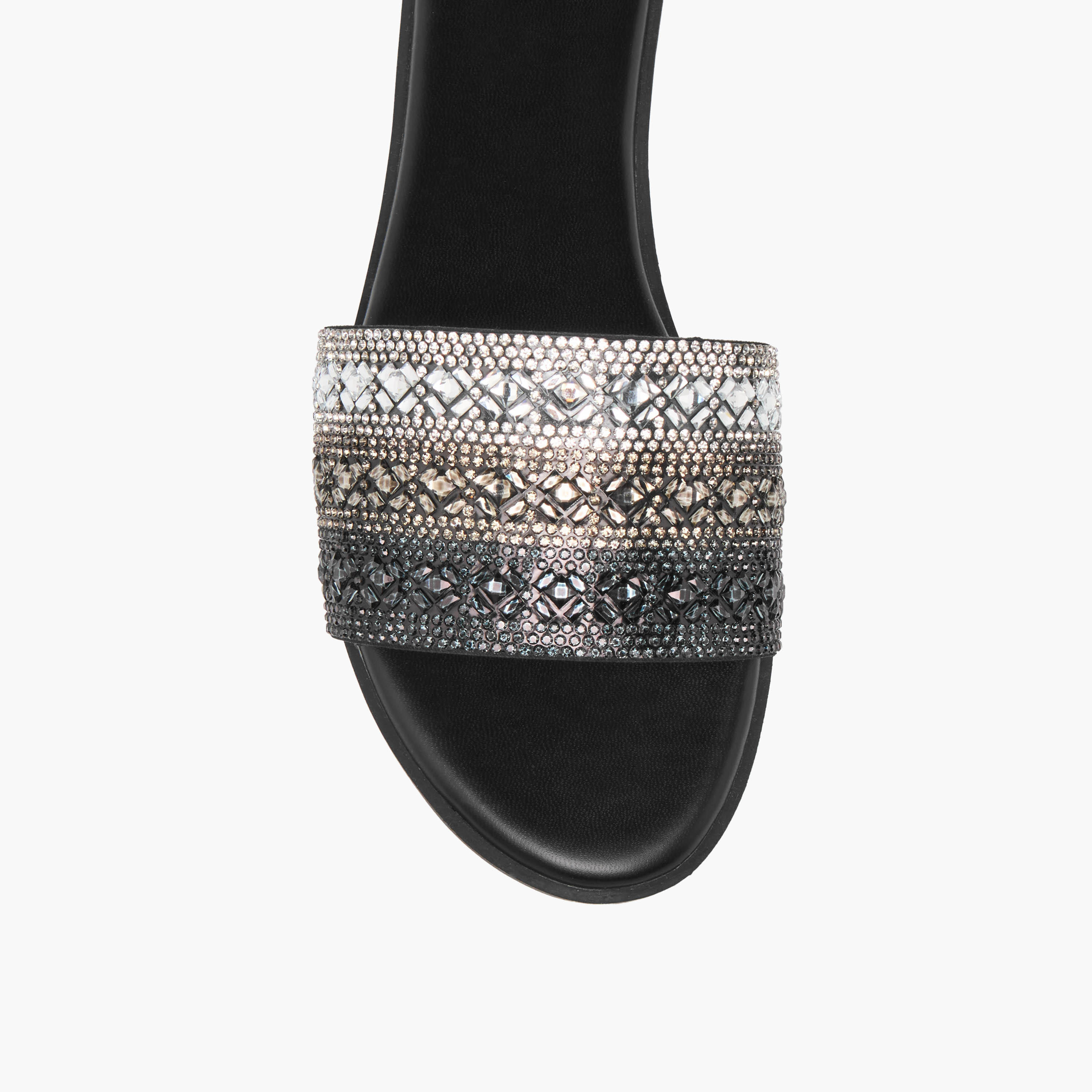 صندل سهل الارتداء مزين للنساء من سيليست-women-shoes-flats-sandals-image-4