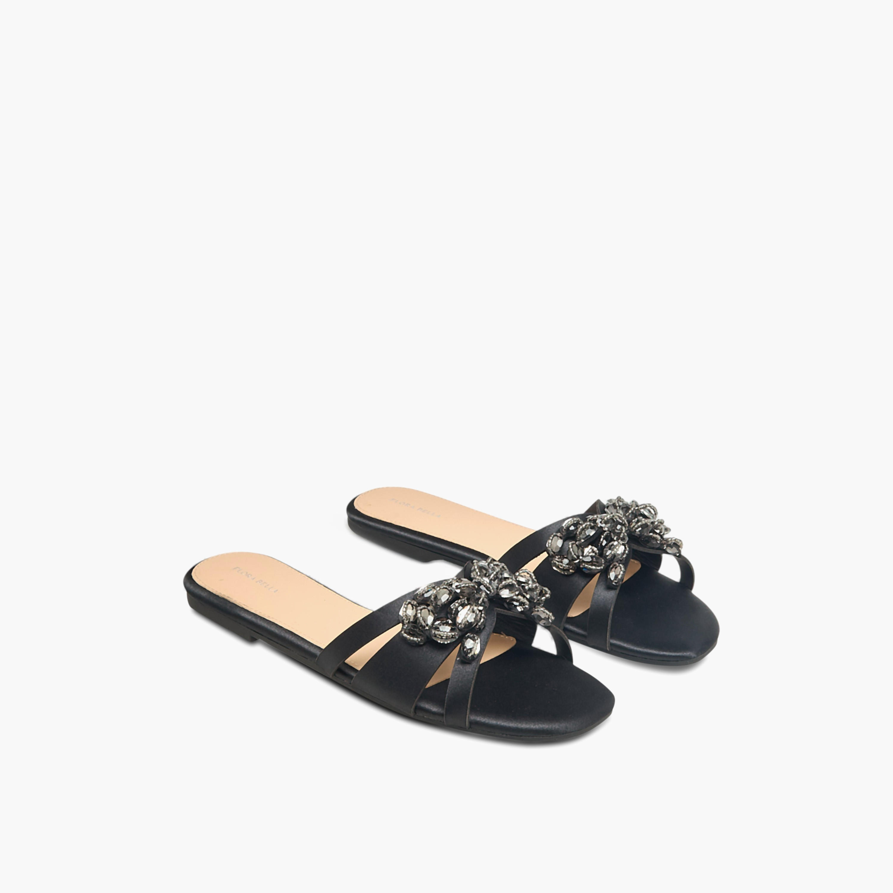 صندل مسطح سهل الارتداء مزين للنساء من فلورا بيلا-women-shoes-flats-sandals-image-1
