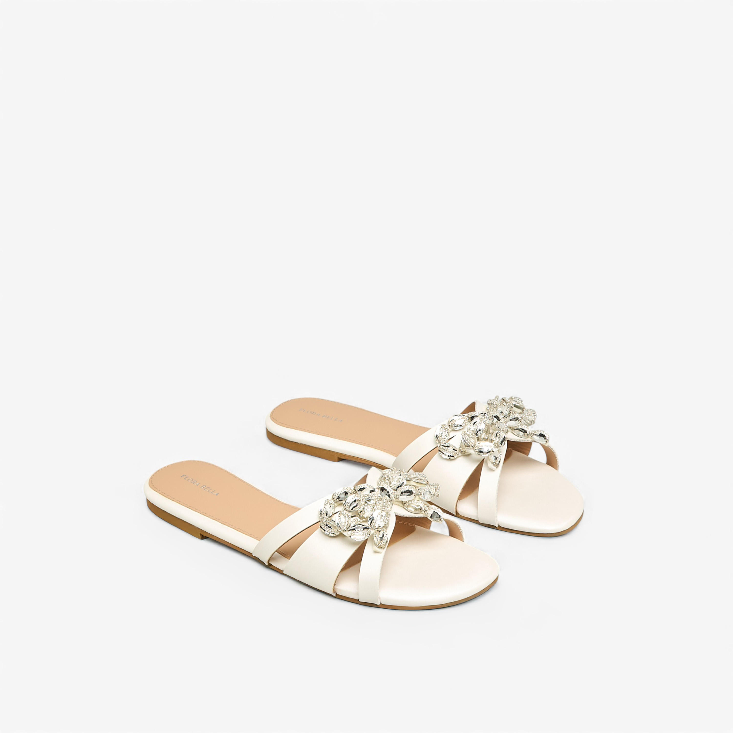 صندل مسطح سهل الارتداء مزين للنساء من فلورا بيلا-women-shoes-flats-sandals-image-1