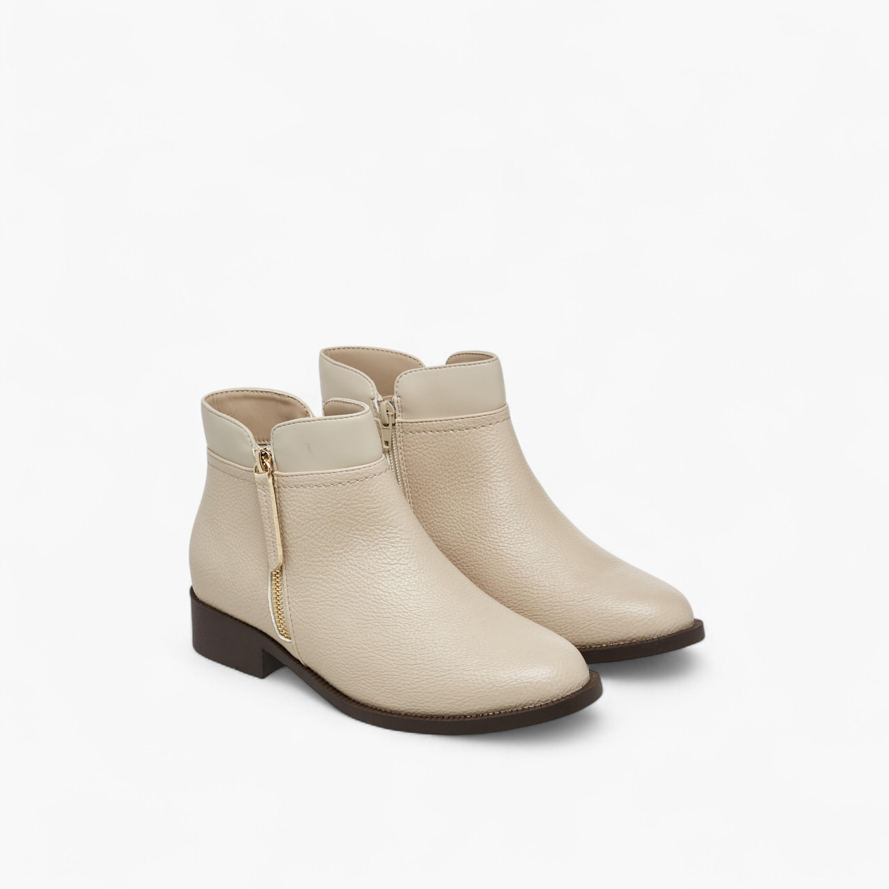 بوت بطول الكاحل سادة بسحاب إغلاق من فلورا بيلا-women-shoes-boots-image-1
