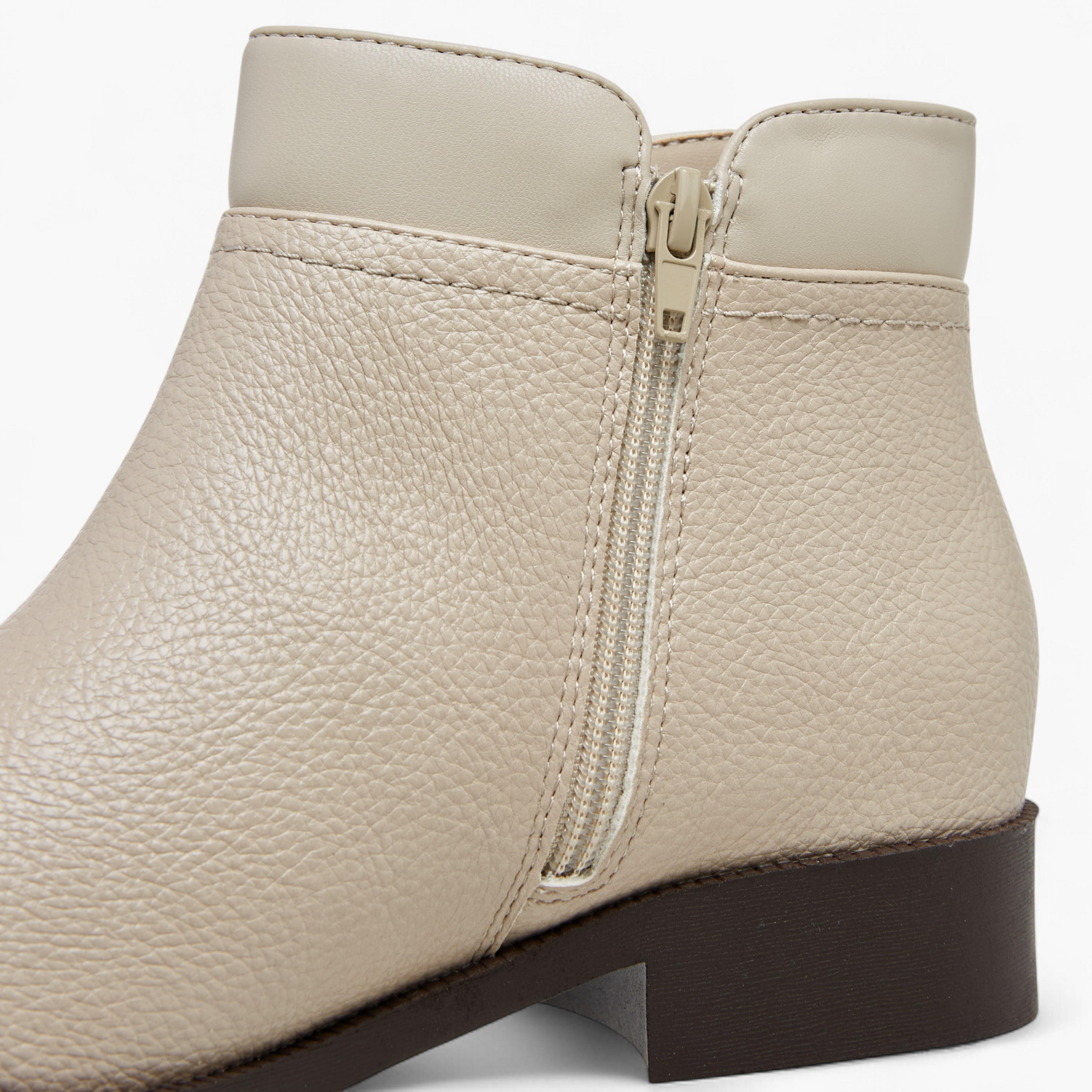 بوت بطول الكاحل سادة بسحاب إغلاق من فلورا بيلا-women-shoes-boots-image-4
