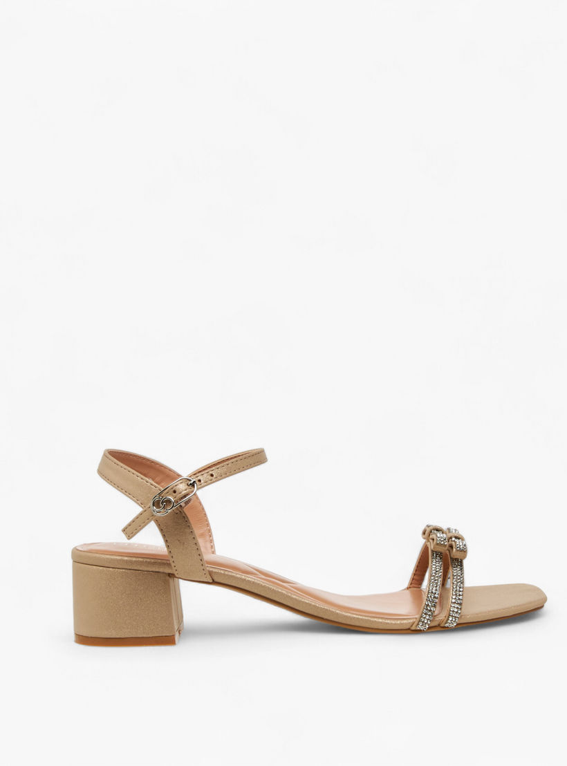 صندل مزين بكعب سميك للنساء من سيليست-women-shoes-sandals-heeled-image-3