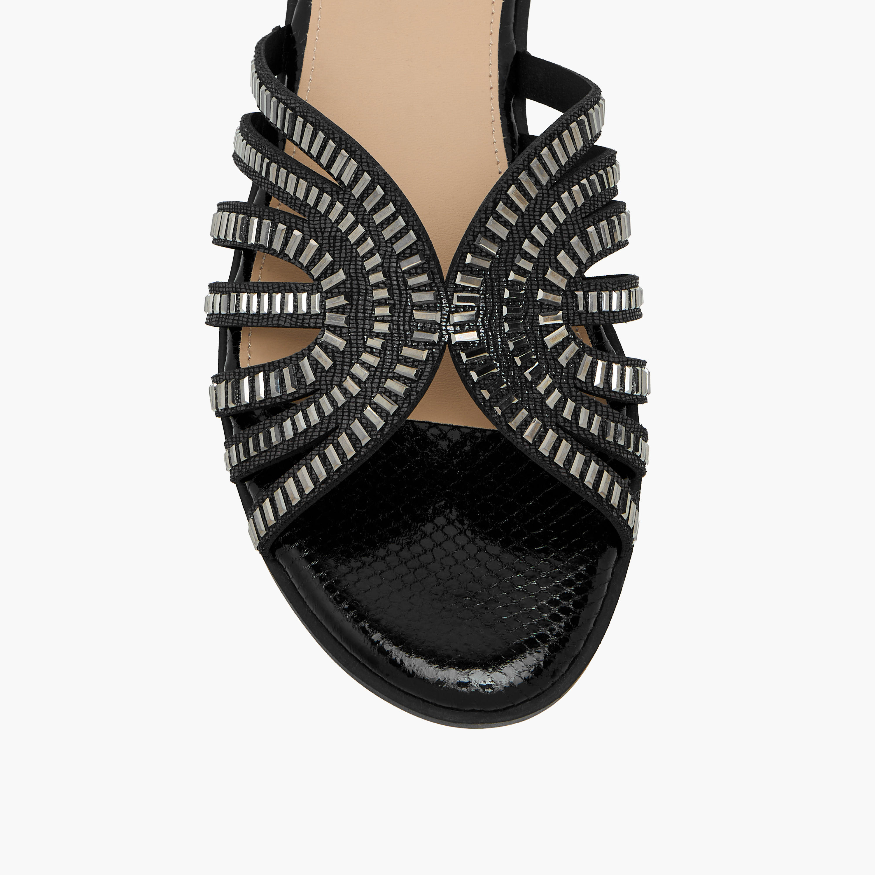 صندل سهل الارتداء بتزيينات للنساء من فلورا بيلا-women-shoes-flats-sandals-image-5