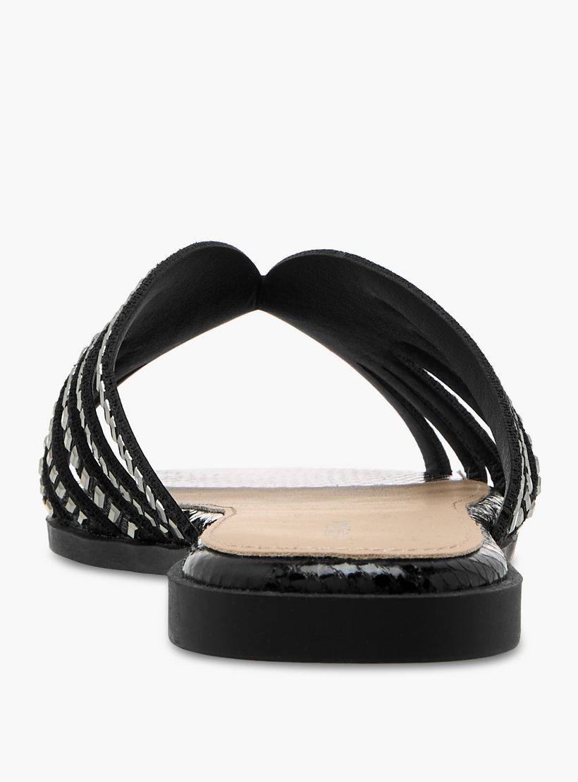 صندل سهل الارتداء بتزيينات للنساء من فلورا بيلا-women-shoes-flats-sandals-image-6