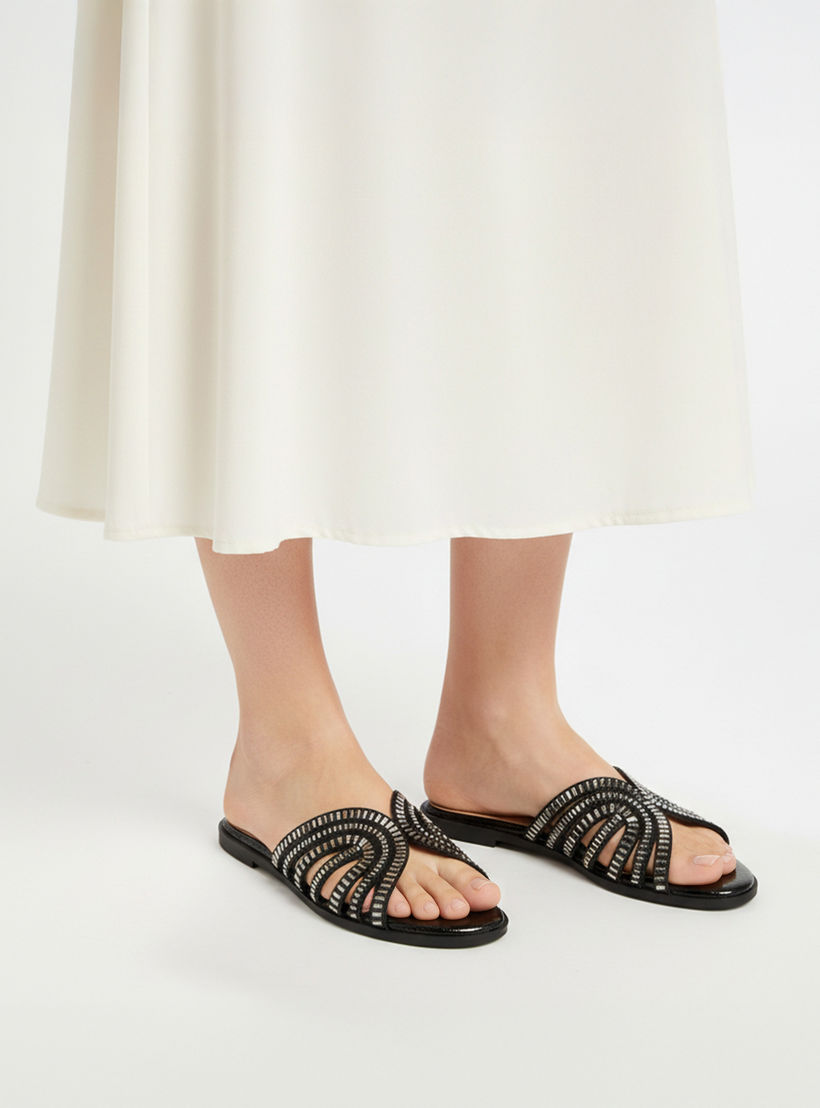 صندل سهل الارتداء بتزيينات للنساء من فلورا بيلا-women-shoes-flats-sandals-image-2