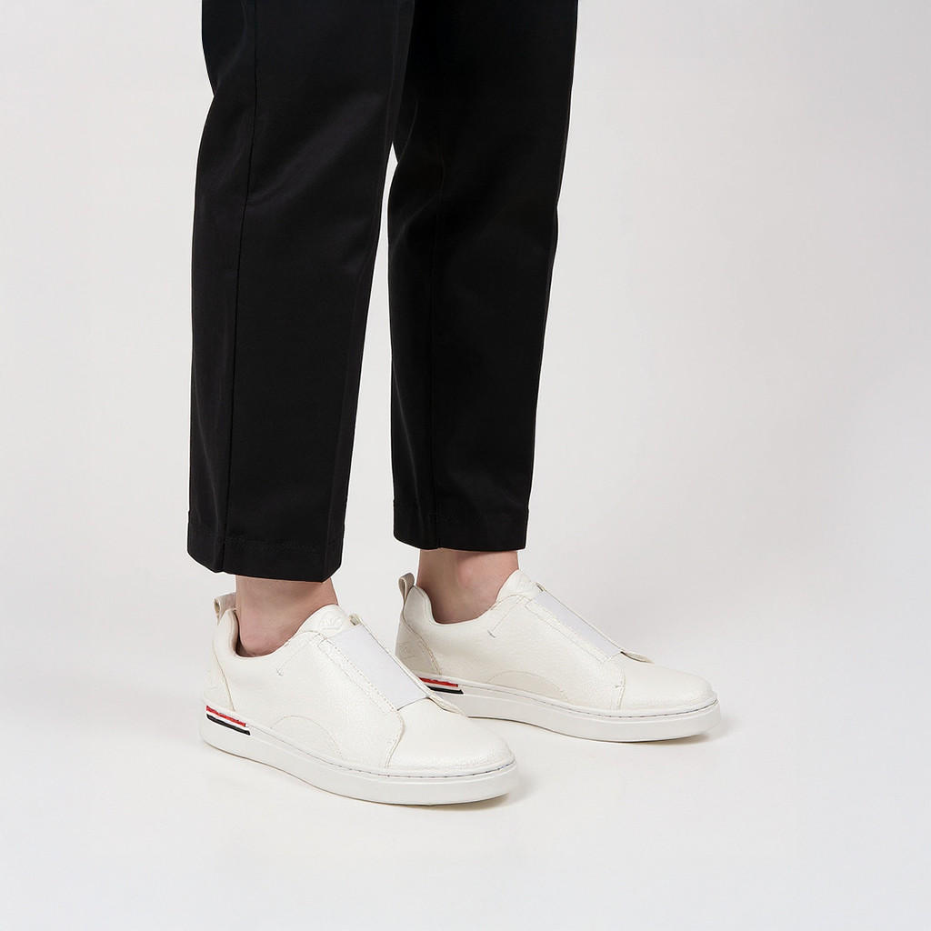 Lee Cooper Men's Solid Slip-On Loafers with Pull Tab-men-shoes-loafersandmoccasins-image-2
