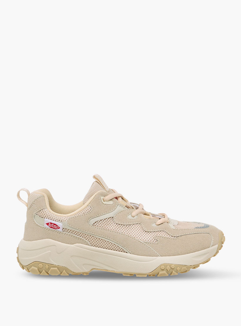 حذاء سنيكرز بطول الكاحل ورباط وألواح للنساء من لي كوبر-women-shoes-sneakers-image-4