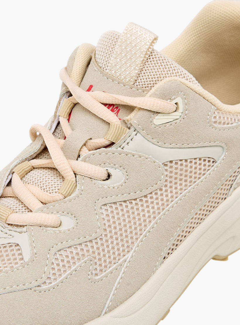 حذاء سنيكرز بطول الكاحل ورباط وألواح للنساء من لي كوبر-women-shoes-sneakers-image-5