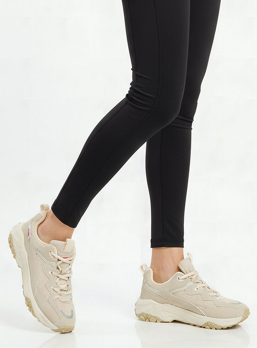 حذاء سنيكرز بطول الكاحل ورباط وألواح للنساء من لي كوبر-women-shoes-sneakers-image-2