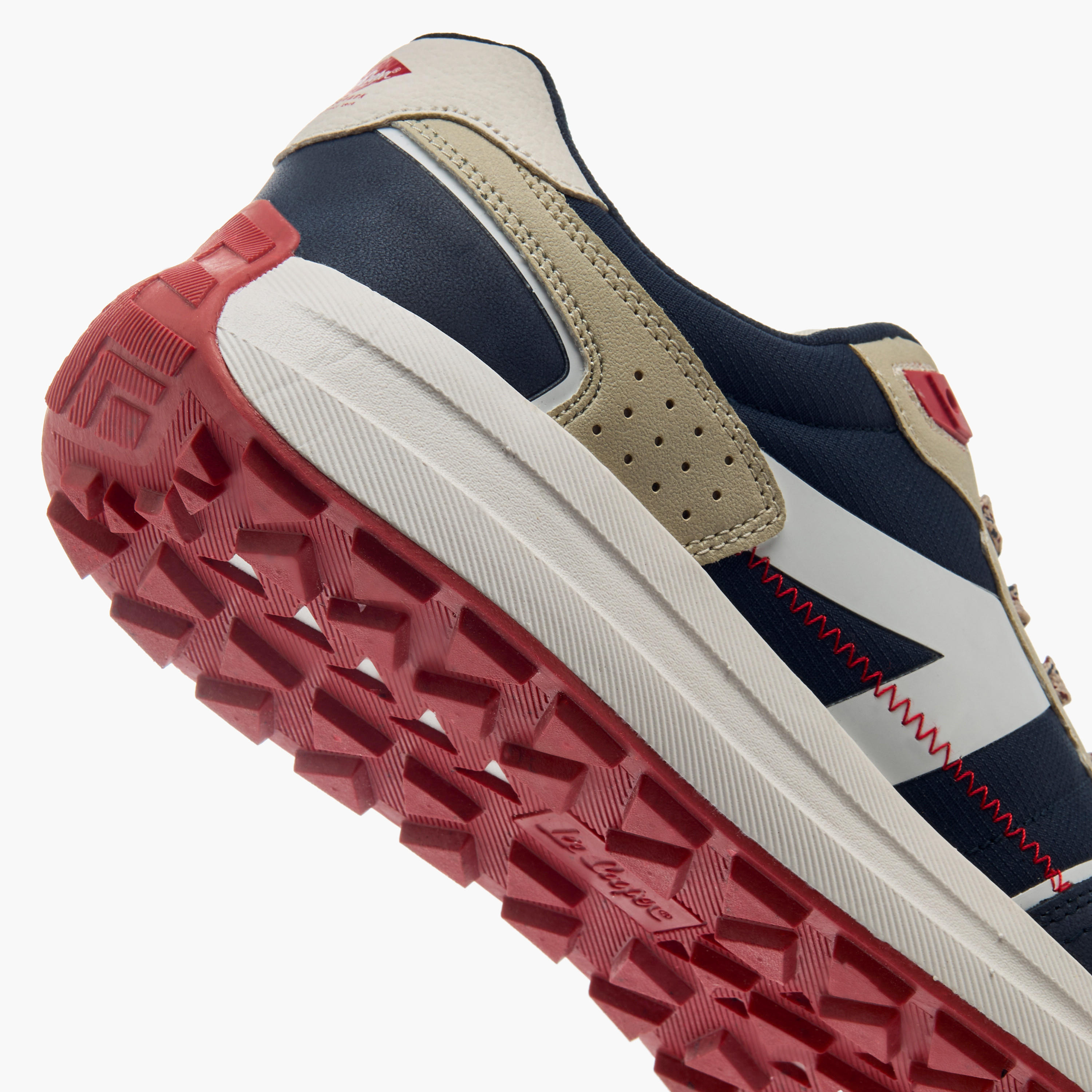 حذاء سنيكرز بطول الكاحل ورباط إغلاق للرجال من لي كوبر-men-shoes-sneakers-image-5