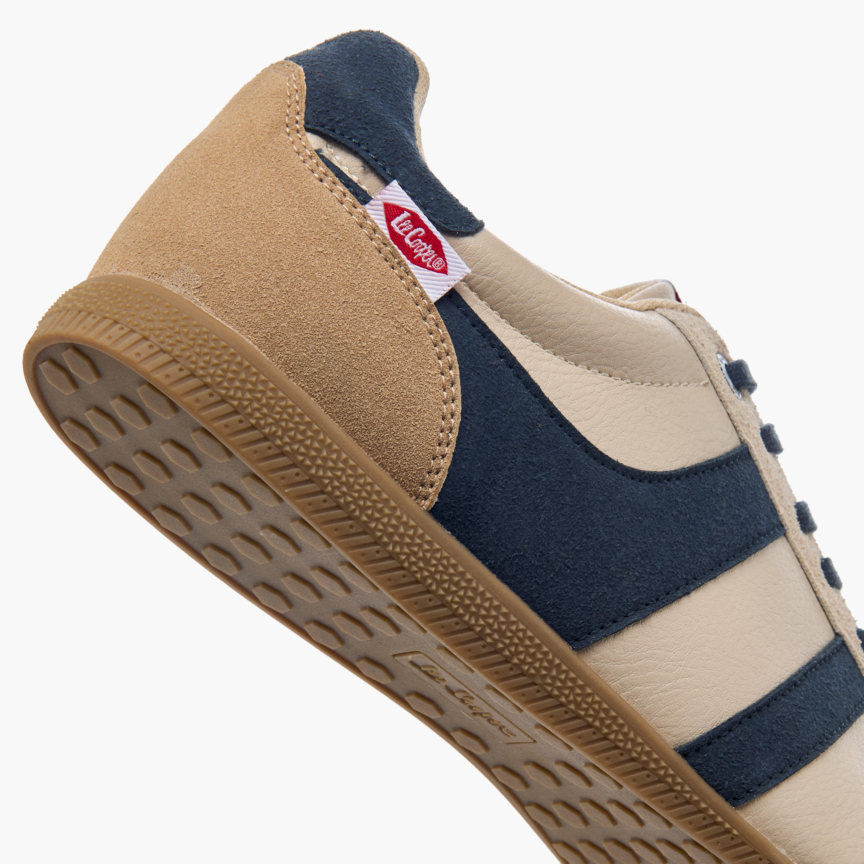 حذاء سنيكرز بطول الكاحل برباط إغلاق للرجال من لي كوبر-men-shoes-sneakers-image-5