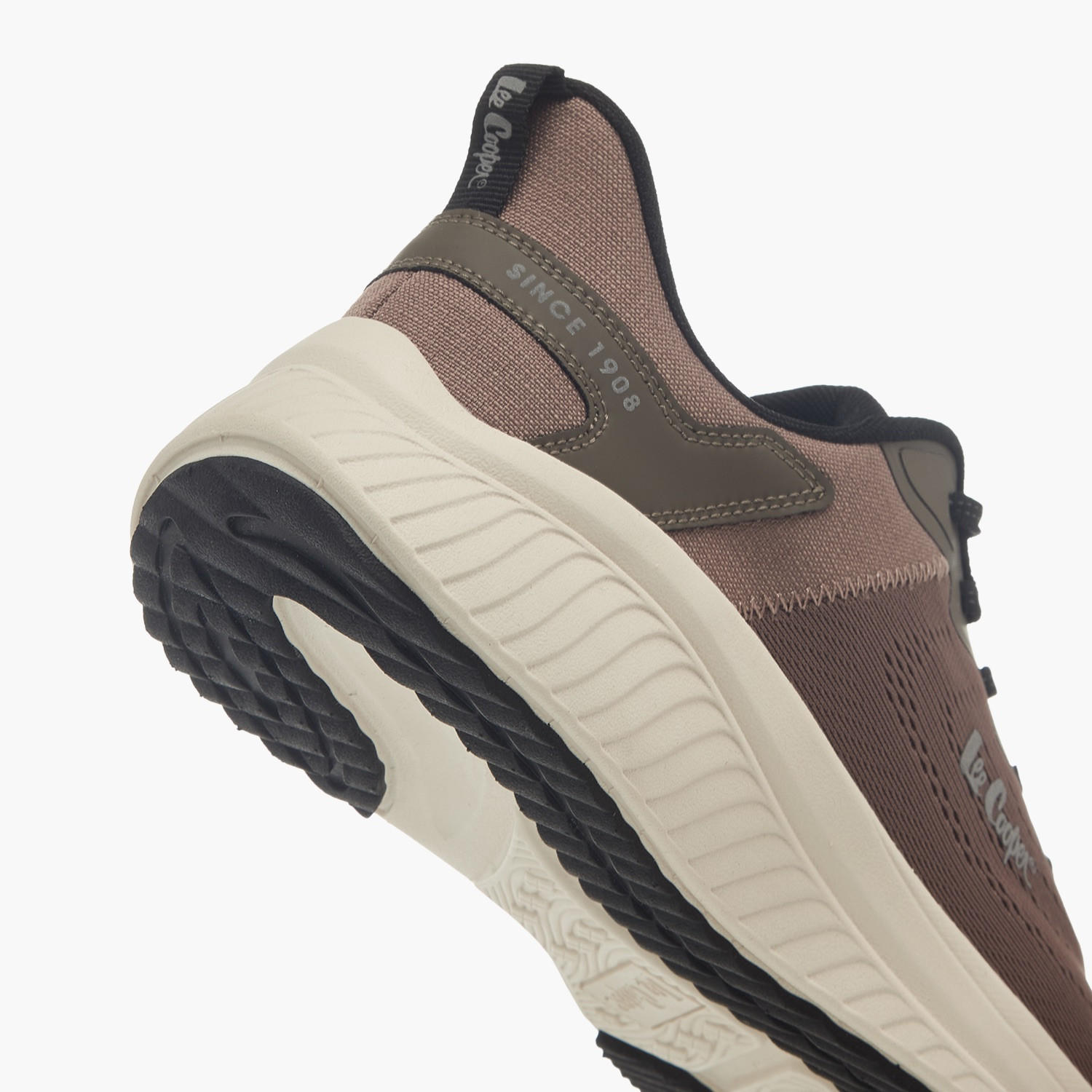 حذاء سنيكرز برباط إغلاق وملمس بارز للرجال من لي كوبر-men-shoes-sneakers-image-5