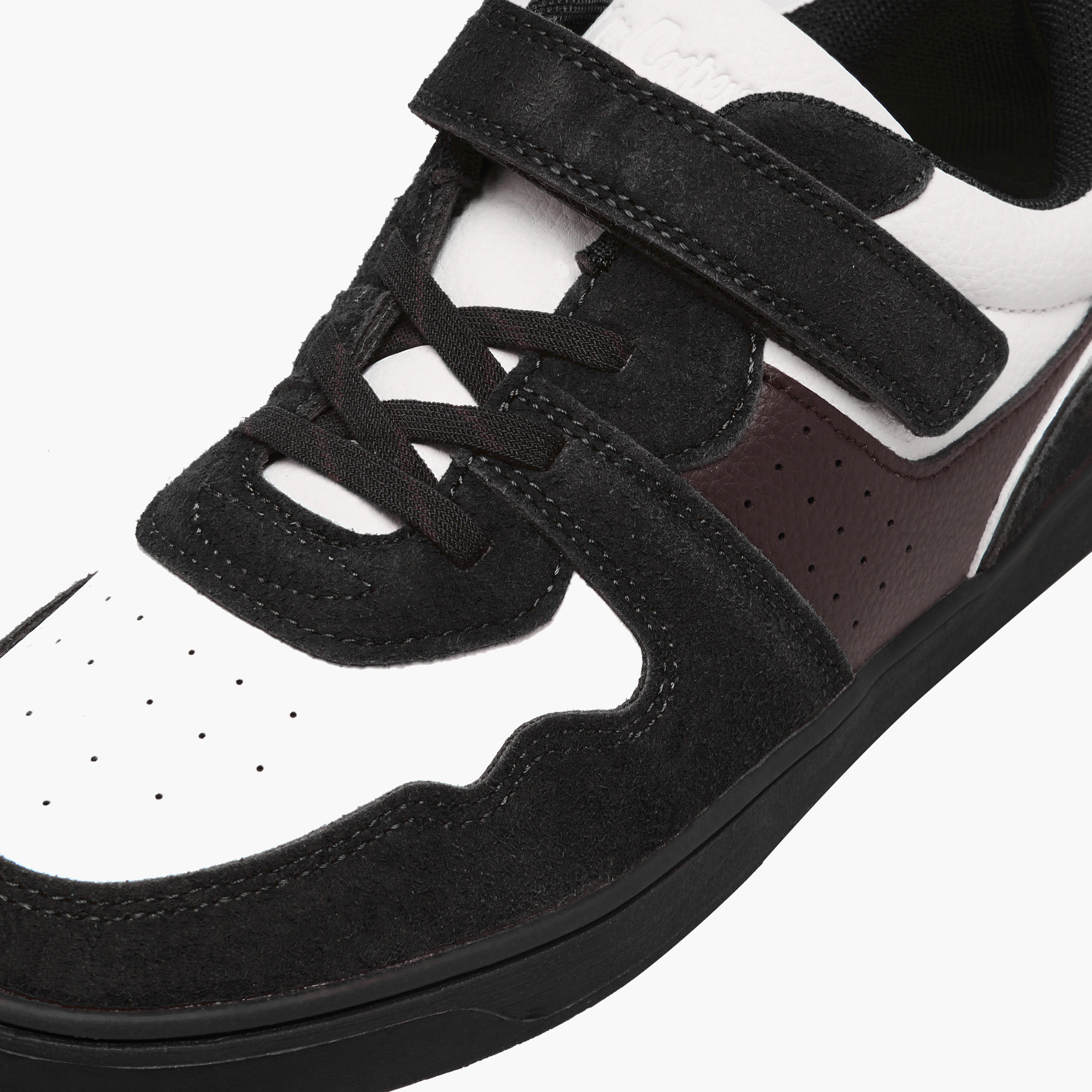حذاء بشريط إغلاق للأطفال من لي كوبر-boys-shoes-sneakers-image-4